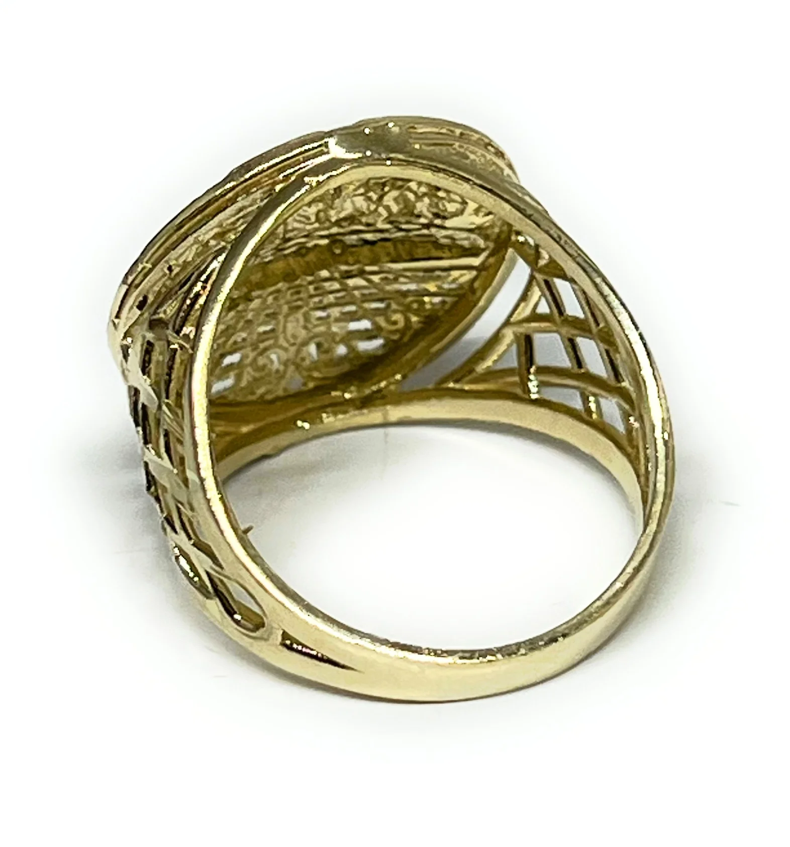 10k Solid Gold 2-Tone Classic Round Last Supper Ring - Image 3