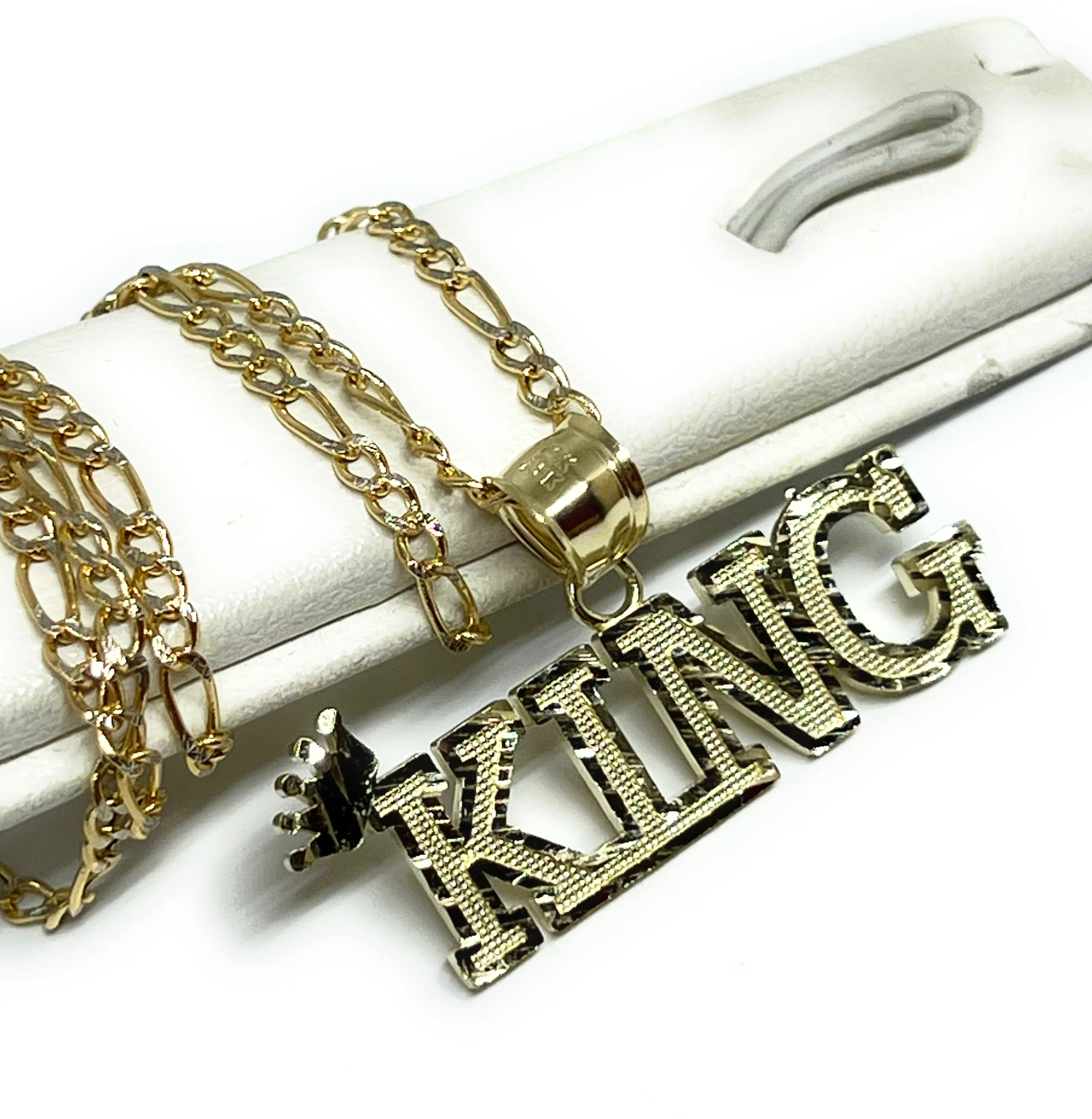 10k Solid Gold "KING" Nameplate Pendant Necklace - Image 3