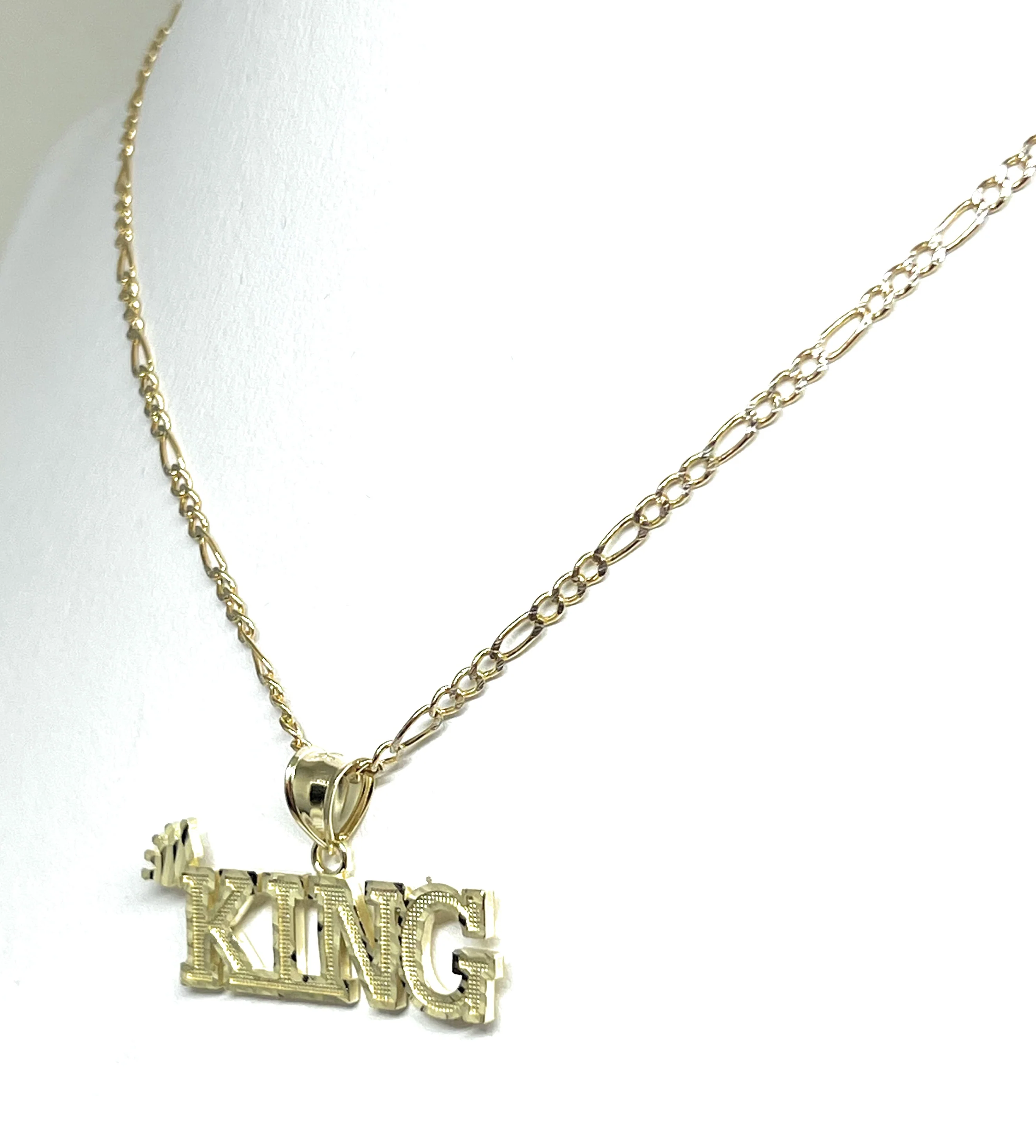 10k Solid Gold "KING" Nameplate Pendant Necklace - Image 6