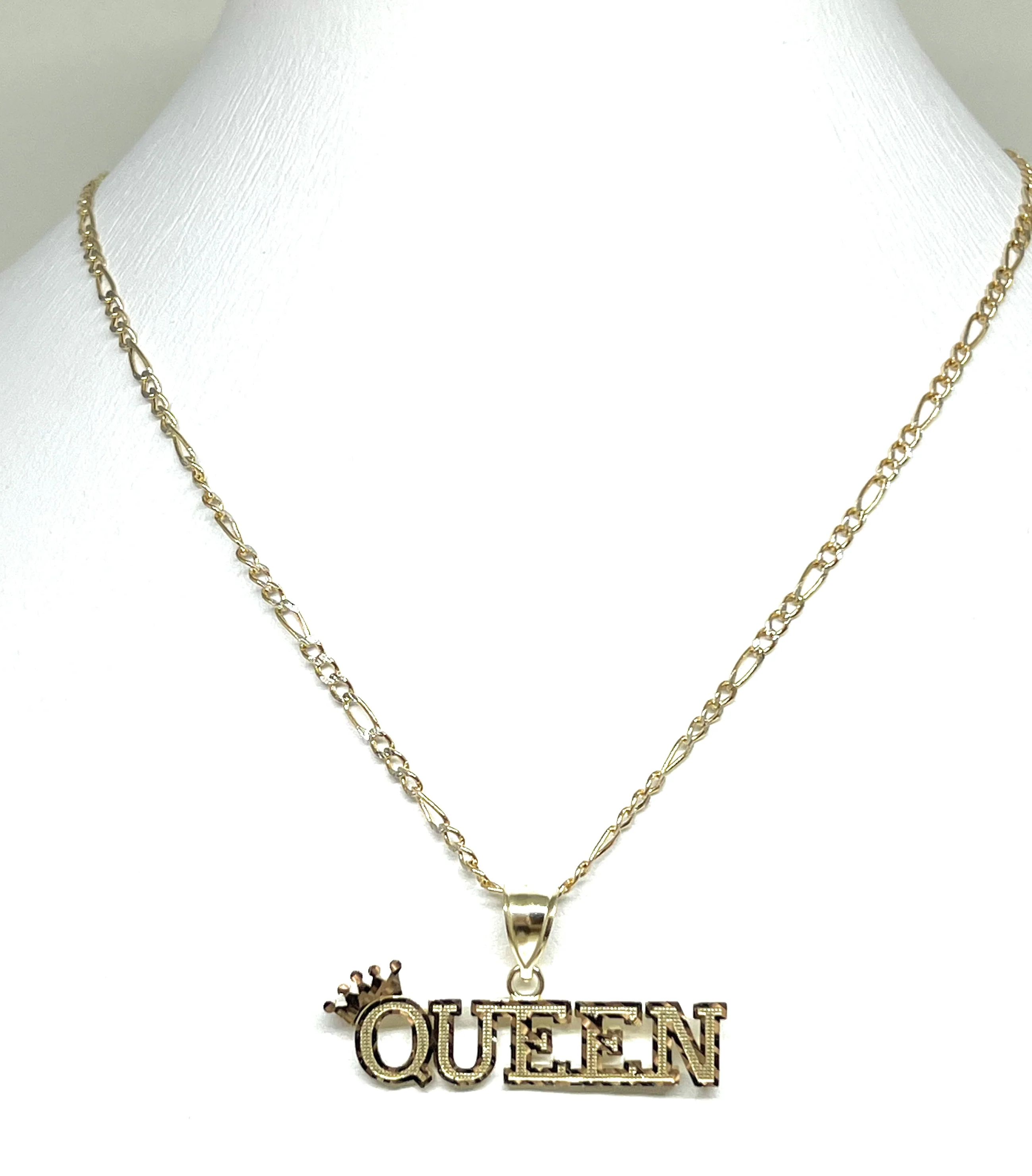 10k Solid Gold "QUEEN" Nameplate Pendant Necklace - Image 6