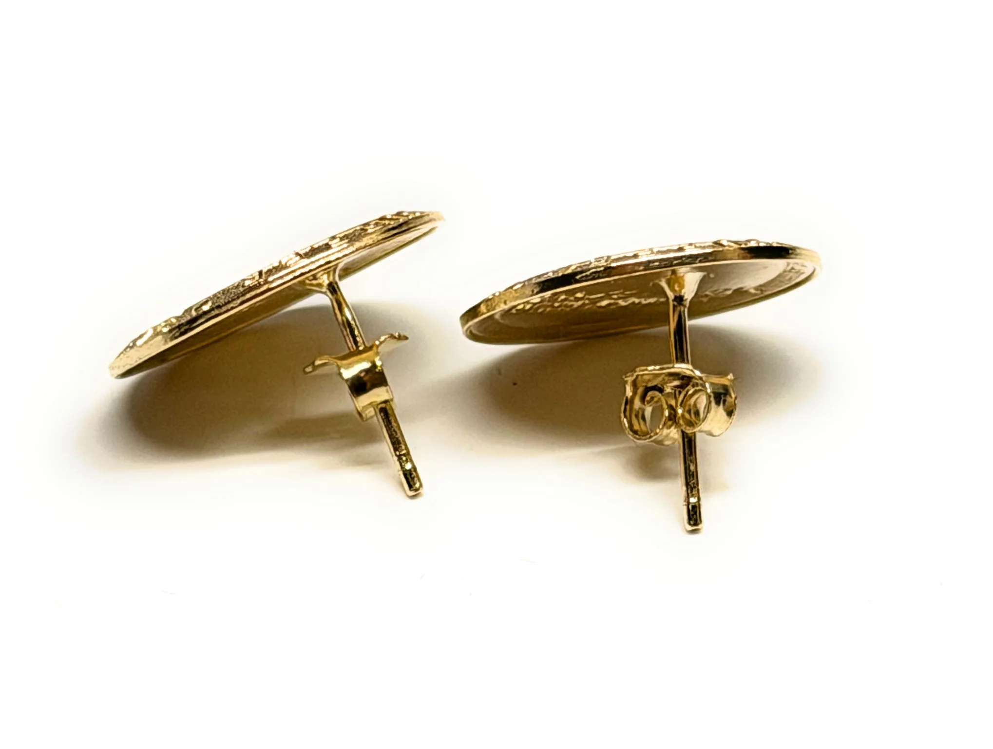 10k Solid Gold Last Supper Round Earrings - Image 4
