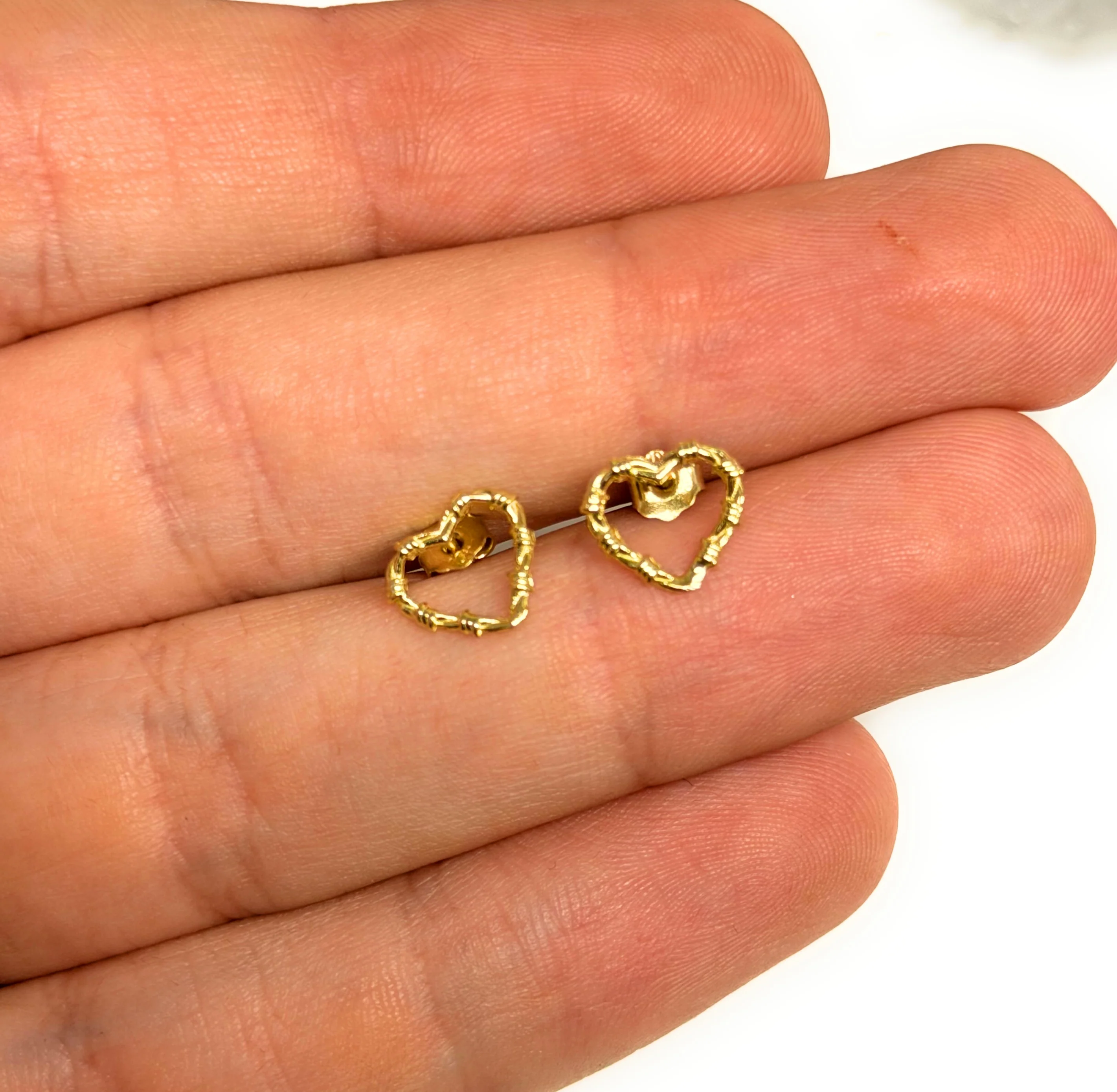 10k Solid Gold Thorny Heart Mini Dainty Stud Earrings - Image 2