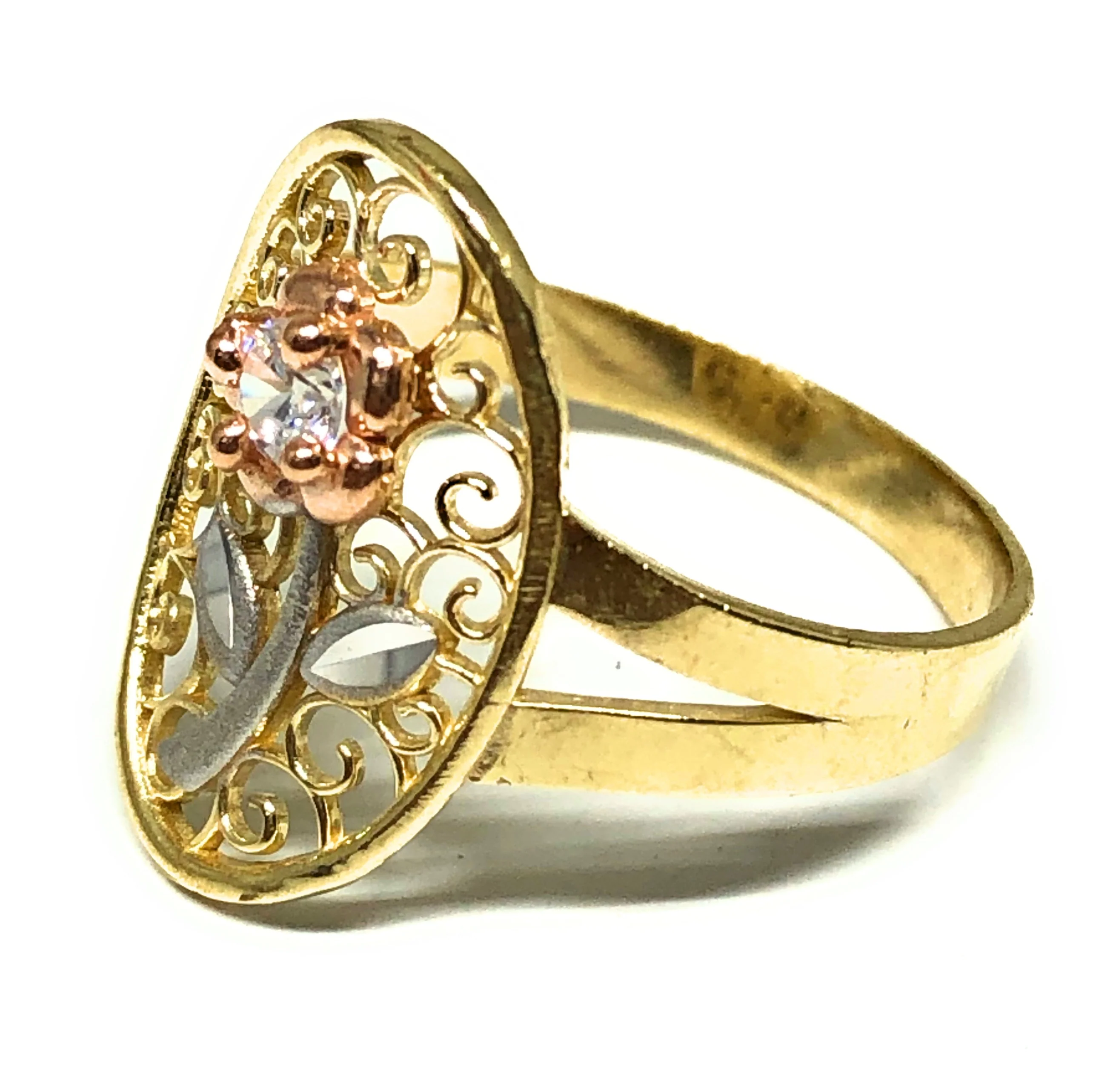 10k Solid Gold Tri-Color Flower Ring - Image 2