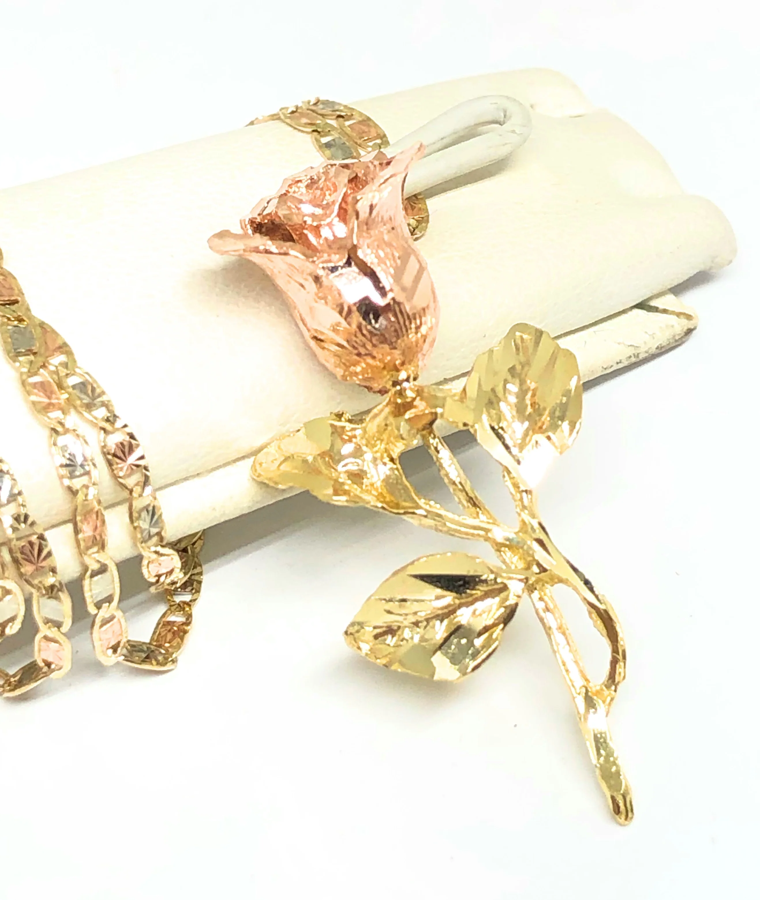 10k Solid Gold Tri-Color Big Rose Flower Pendant Necklace Valentina Chain - Image 3