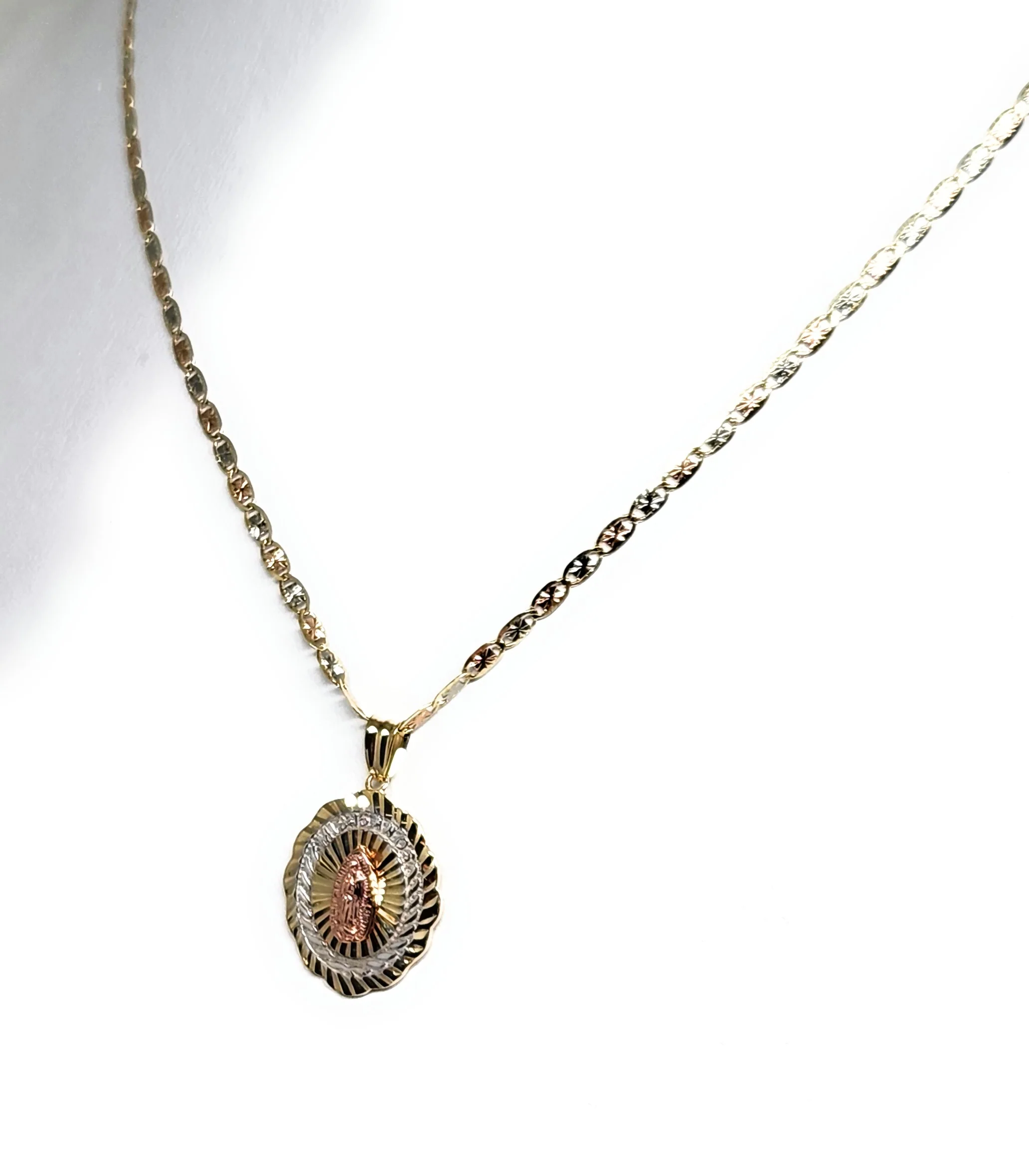 10k Solid Gold Tri-Color Virrgin Mary Mis 15 Años Pendant Necklace Virrgen Gaudalupe (SM) (FC) - Image 2