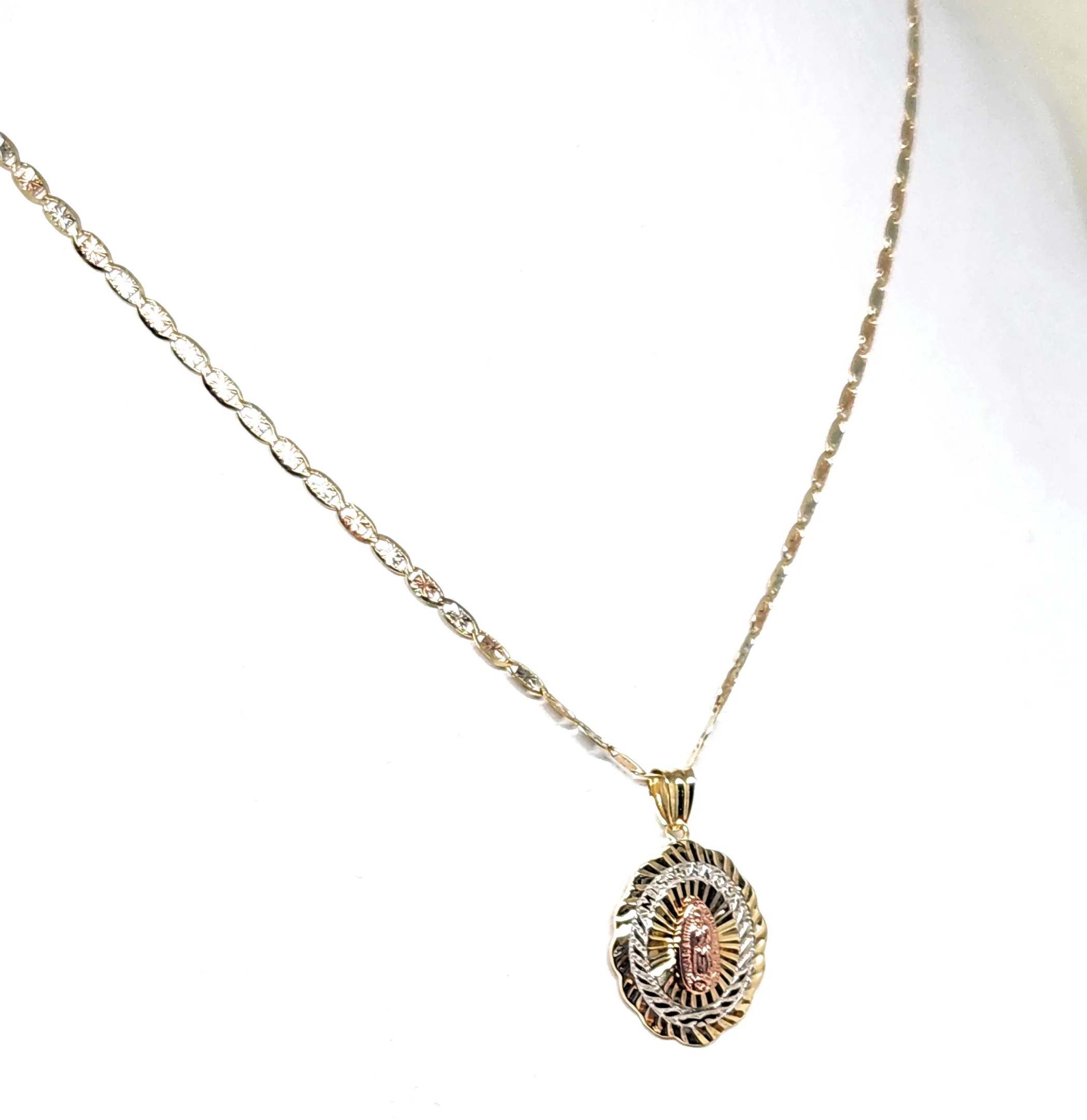 10k Solid Gold Tri-Color Virrgin Mary Mis 15 Años Pendant Necklace Virrgen Gaudalupe (SM) (FC) - Image 5