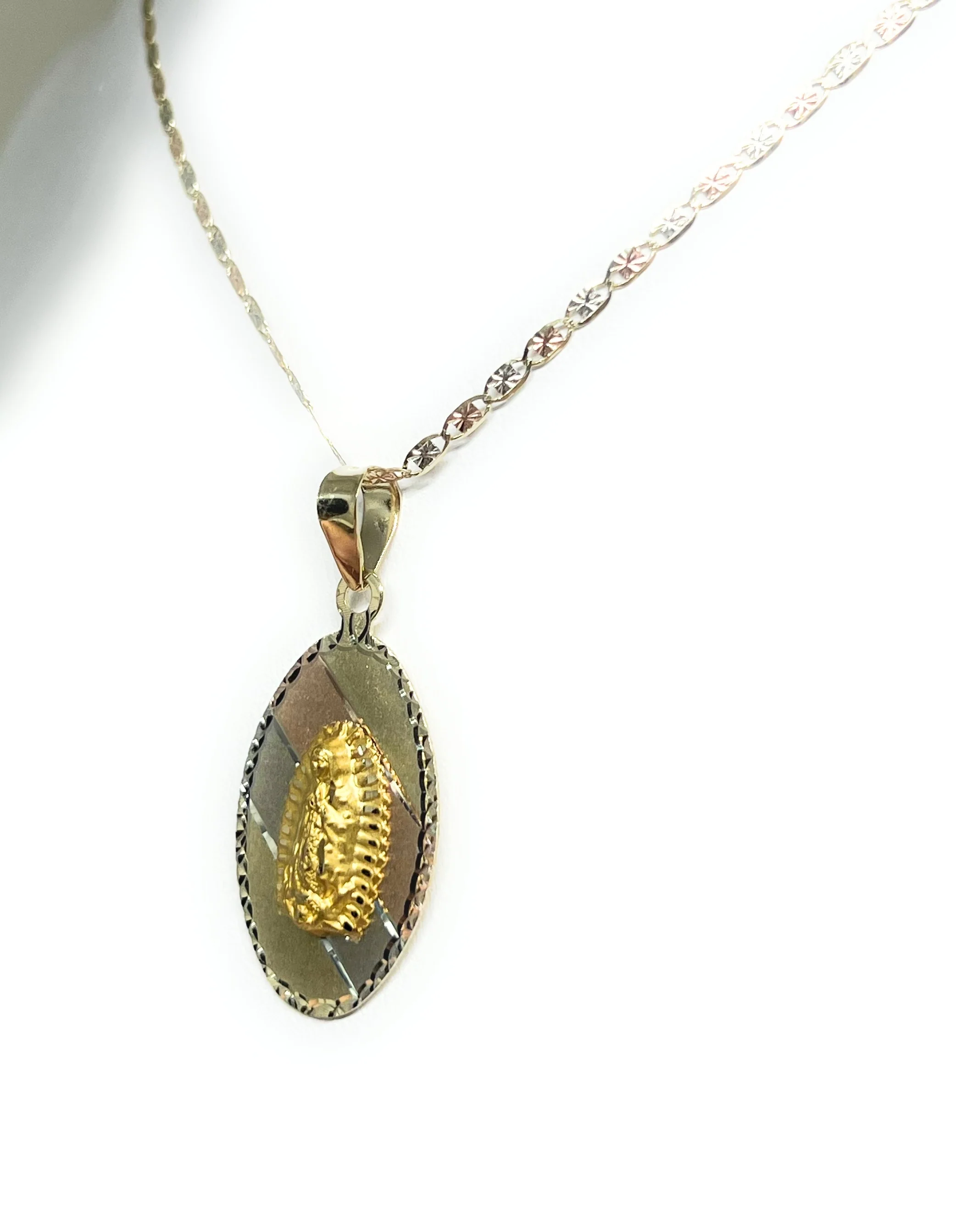 10K SOLID GOLD TRI-COLOR VIRRGIN MARY OVAL PENDANT NECKLACE VIRRGEN GAUDALUPE (MADE IN MX) (SM, MED) - Image 8