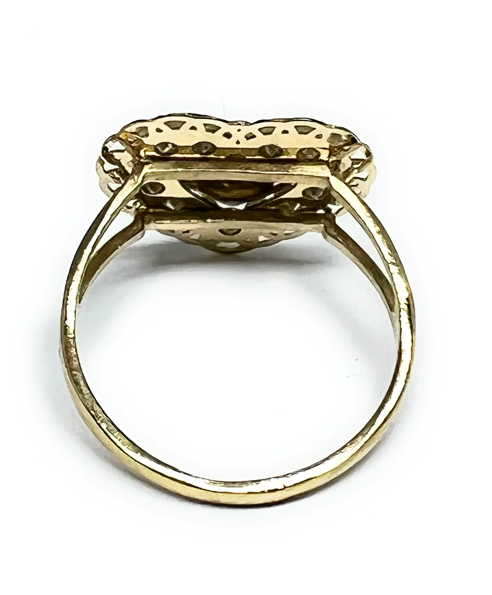 10k Solid Gold Virrgin Mary Heart CZ Ring - Image 3