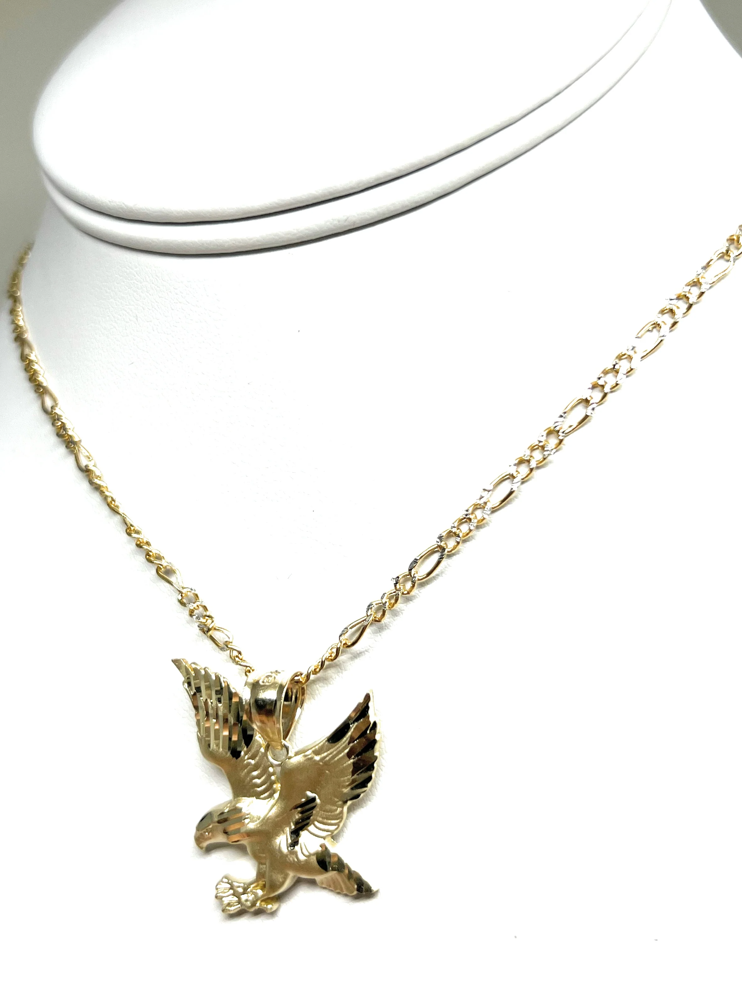 10k Solid Gold Yellow Classic EAGLE Pendant Necklace - Image 7