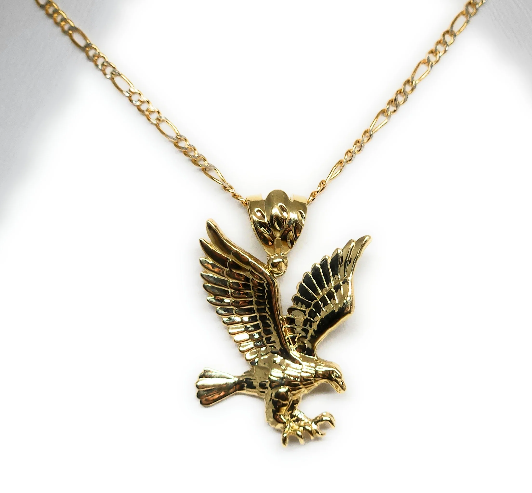 10k Solid Gold YELLOW EAGLE AGUILA Pendant Necklace - Image 5