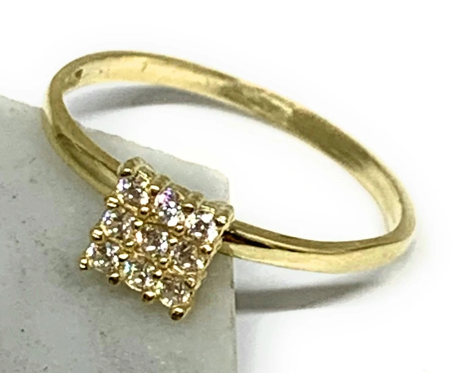 10k Solid Gold Yellow Gold Classic CZ Ring