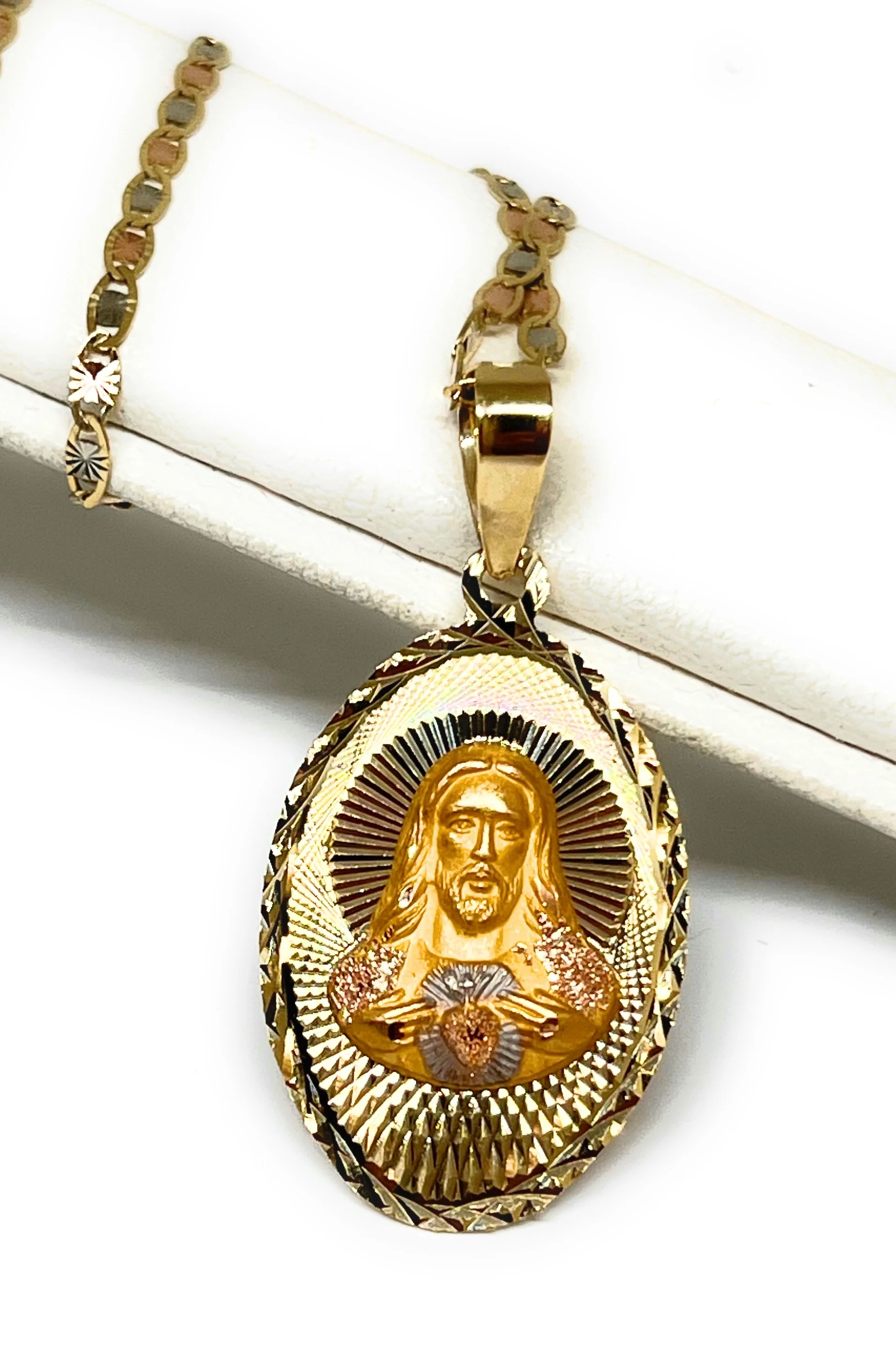 10k Solid Gold Tri-Color Jesus Sagrado Corazon & Virrgin Mary Double Sided Pendant Necklace (MADE IN MX) (SM, MED) - Image 3
