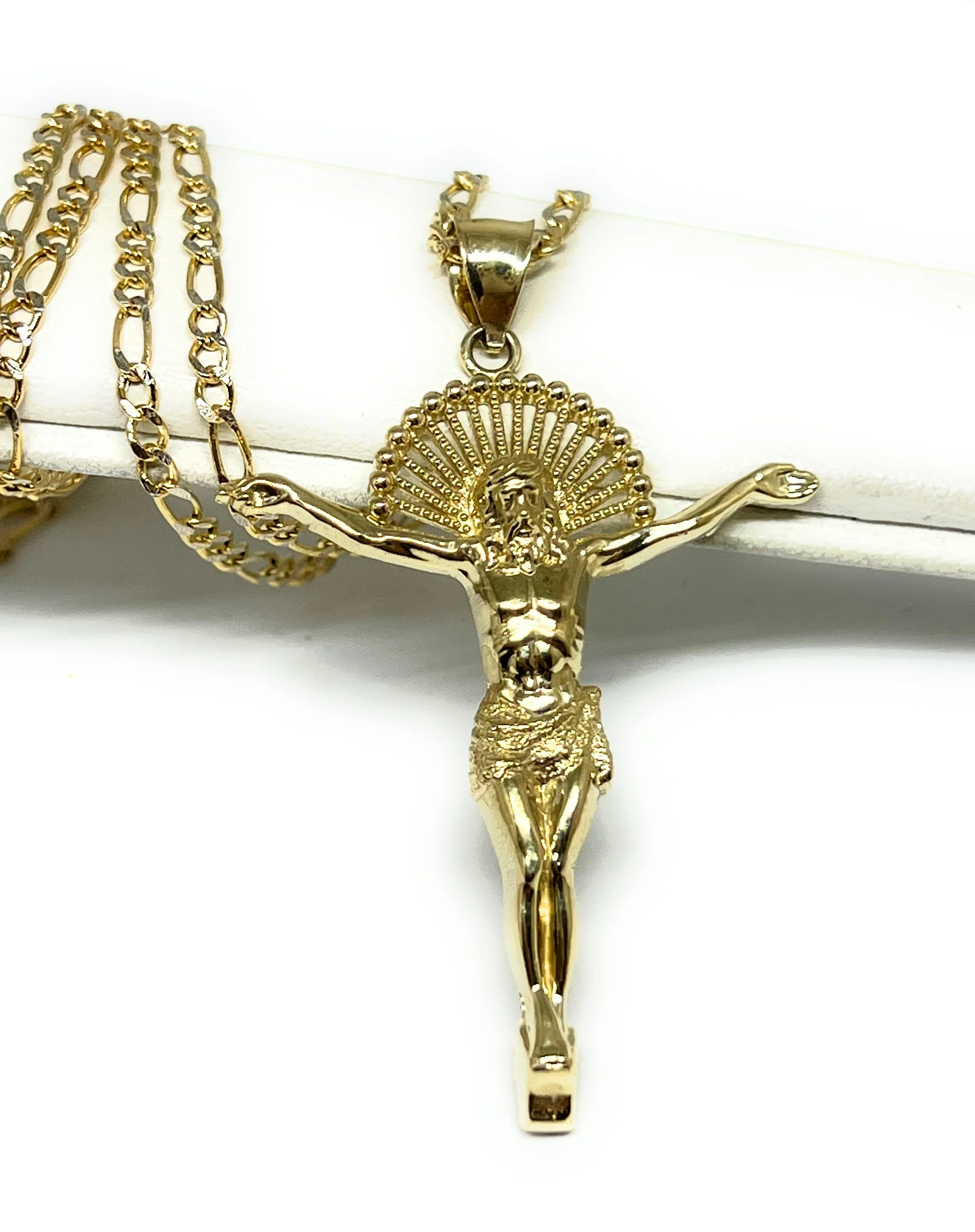 10k Solid Gold Yellow Jesus Body Crucifix Pendant Necklace