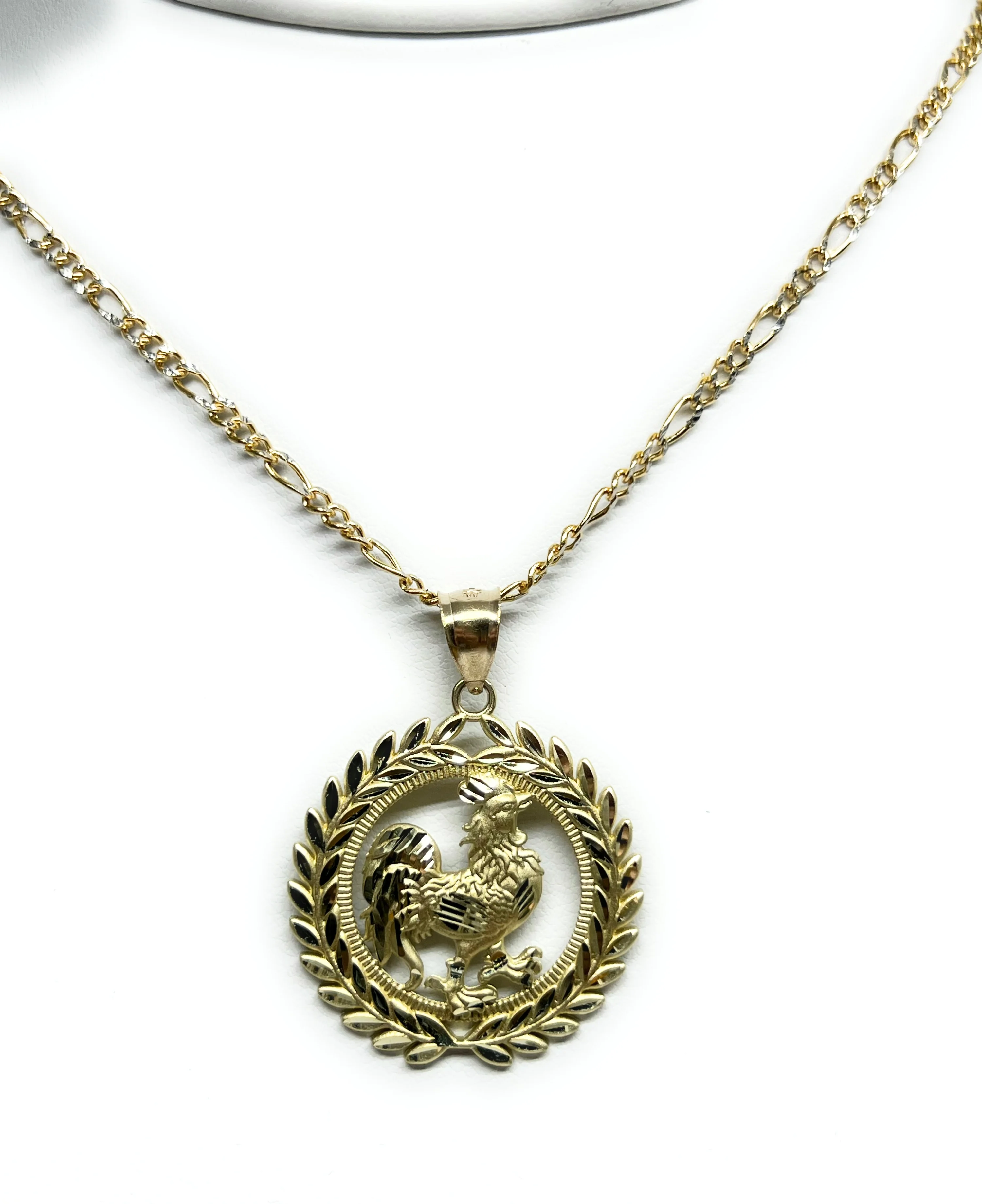 10k Solid Gold Yellow Rooster ROUND CORONET Pendant Necklace - Image 5