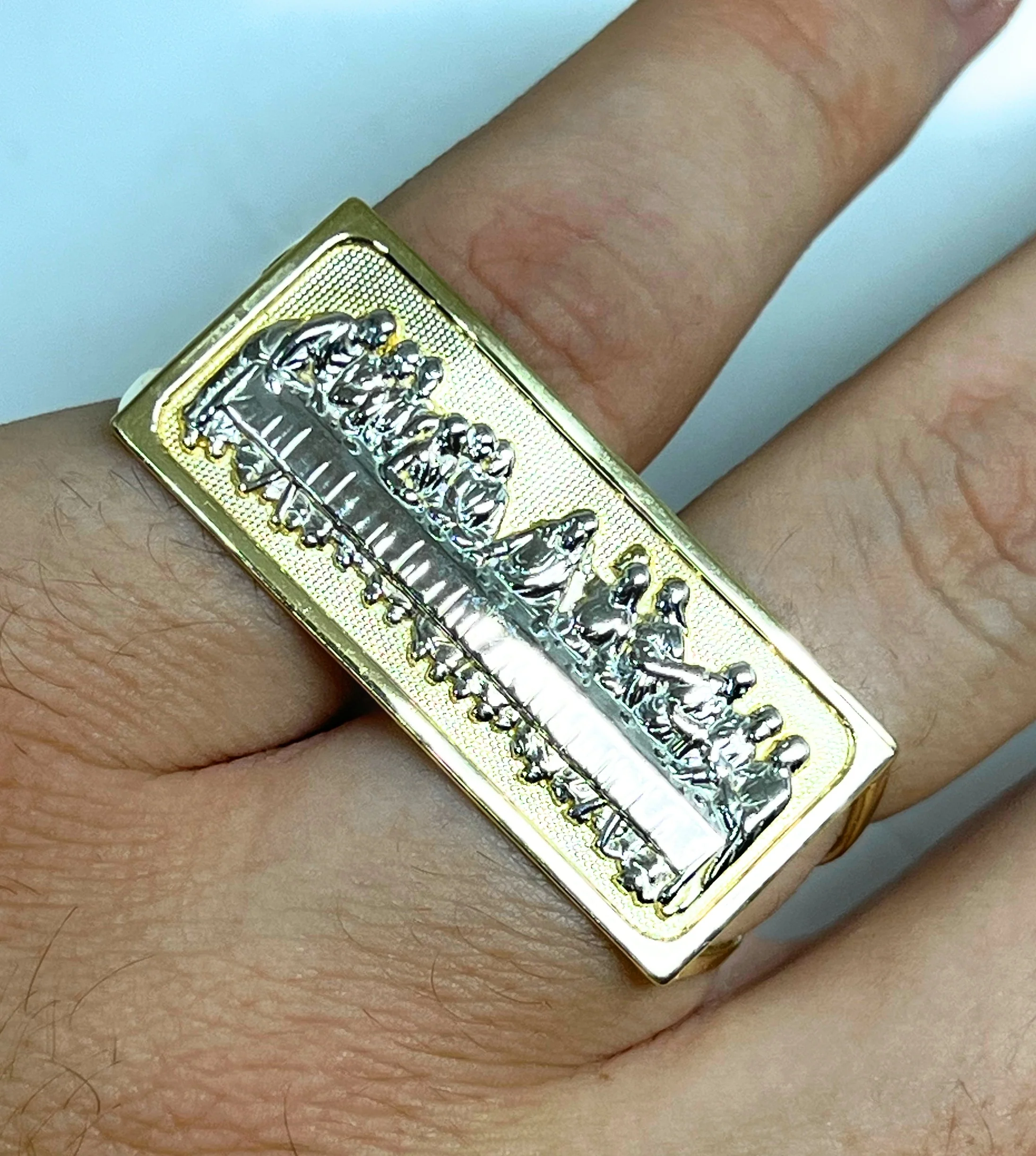 14k Solid Gold 2-Tone LAST SUPPER TWO FINGER Ring (7.6g) - Image 3