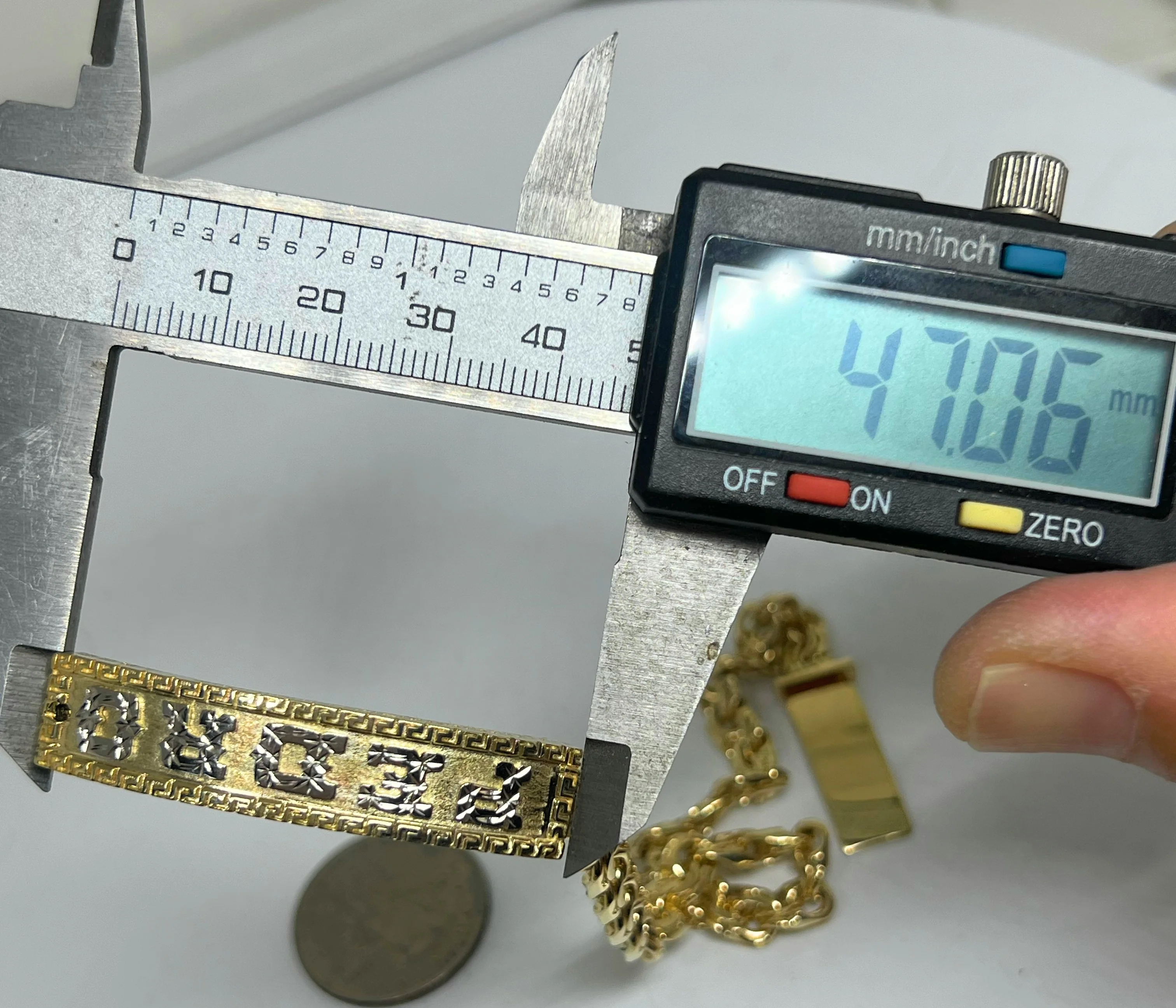 10k Solid Gold CHINO LINK GREEK BORDER (MEANDROS) SUPERIMPOSED (SOBREPUESTO) CUSTOMIZED 3D NAME BRRACELET 8-8.5 INCH 7MM WIDTH (MADE IN MX) - Image 9