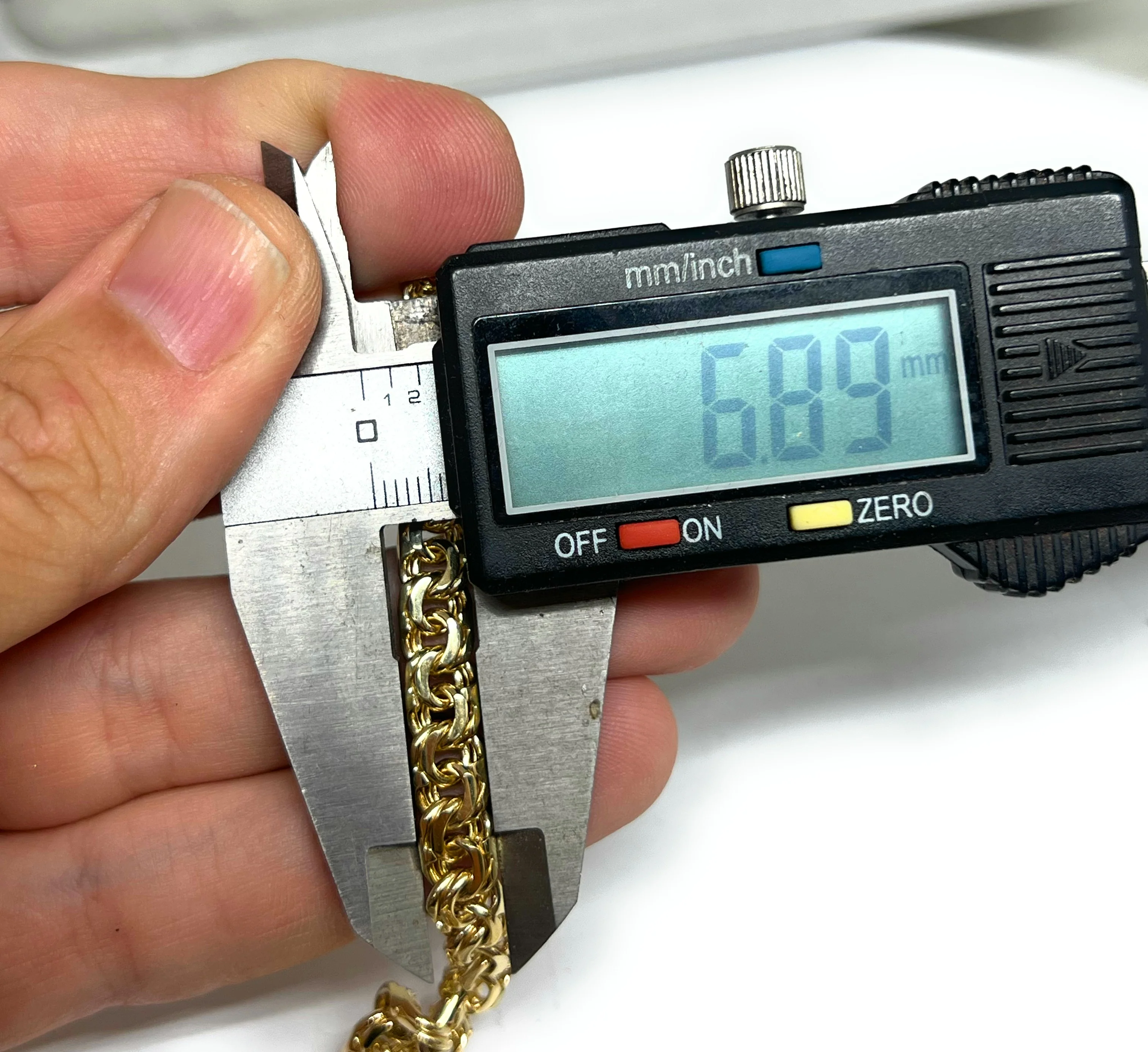 10k Solid Gold CHINO LINK GREEK BORDER (MEANDROS) SUPERIMPOSED (SOBREPUESTO) CUSTOMIZED 3D NAME BRRACELET 8-8.5 INCH 7MM WIDTH (MADE IN MX) - Image 10