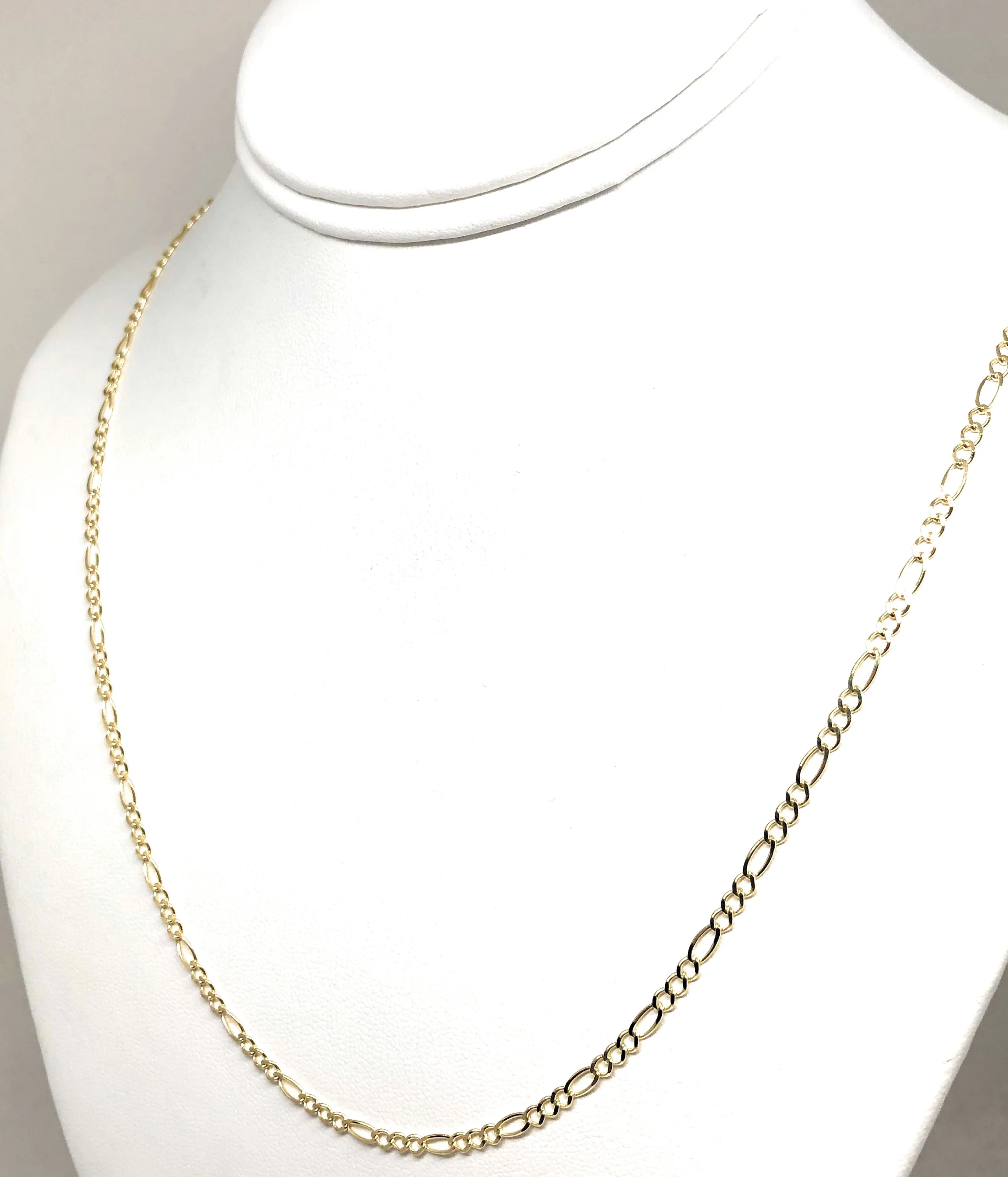 14k Solid Gold Figaro Chain 16-24 inches 2.5mm (FULL SOLID STYLE) - Image 7