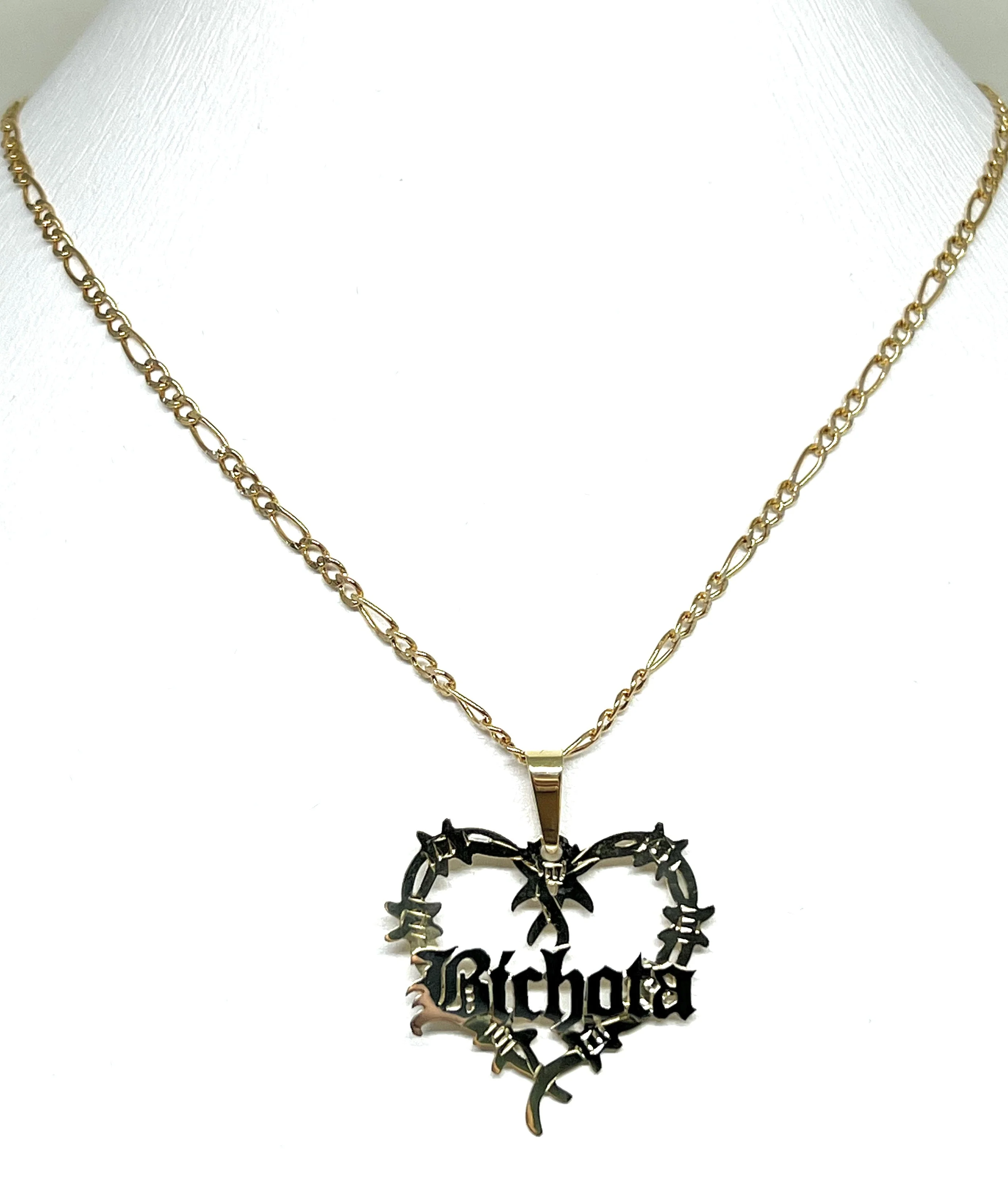 14k Solid Gold OLD ENGLISH Barbed Wire Heart "BICHOTA" Custom Nameplate Pendant Necklace Chain Options - Image 4