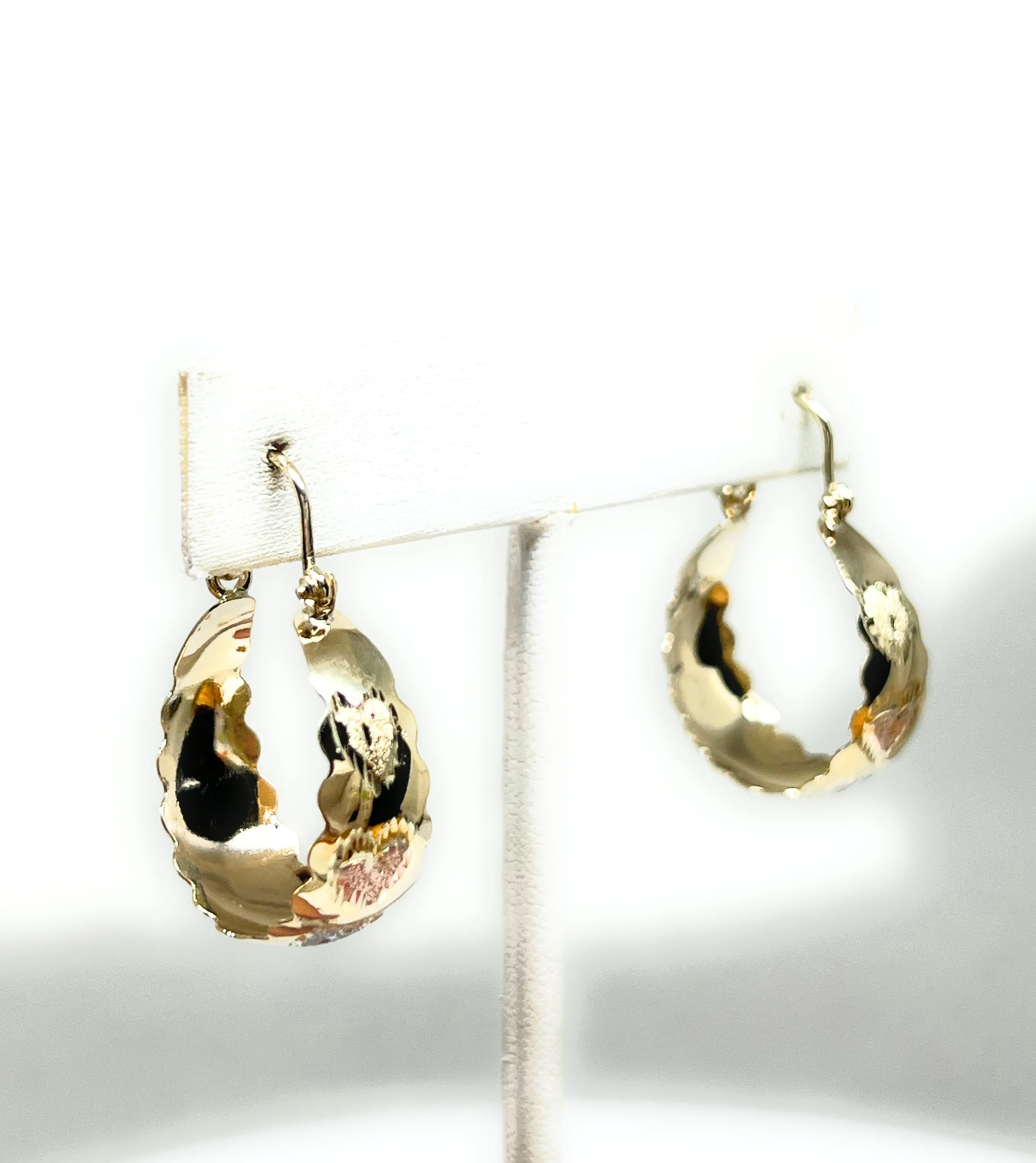 14k Solid Gold Tri-Color Heart Basket GROOVED Earrings Aracadas (SM,MED,LG) - Image 6