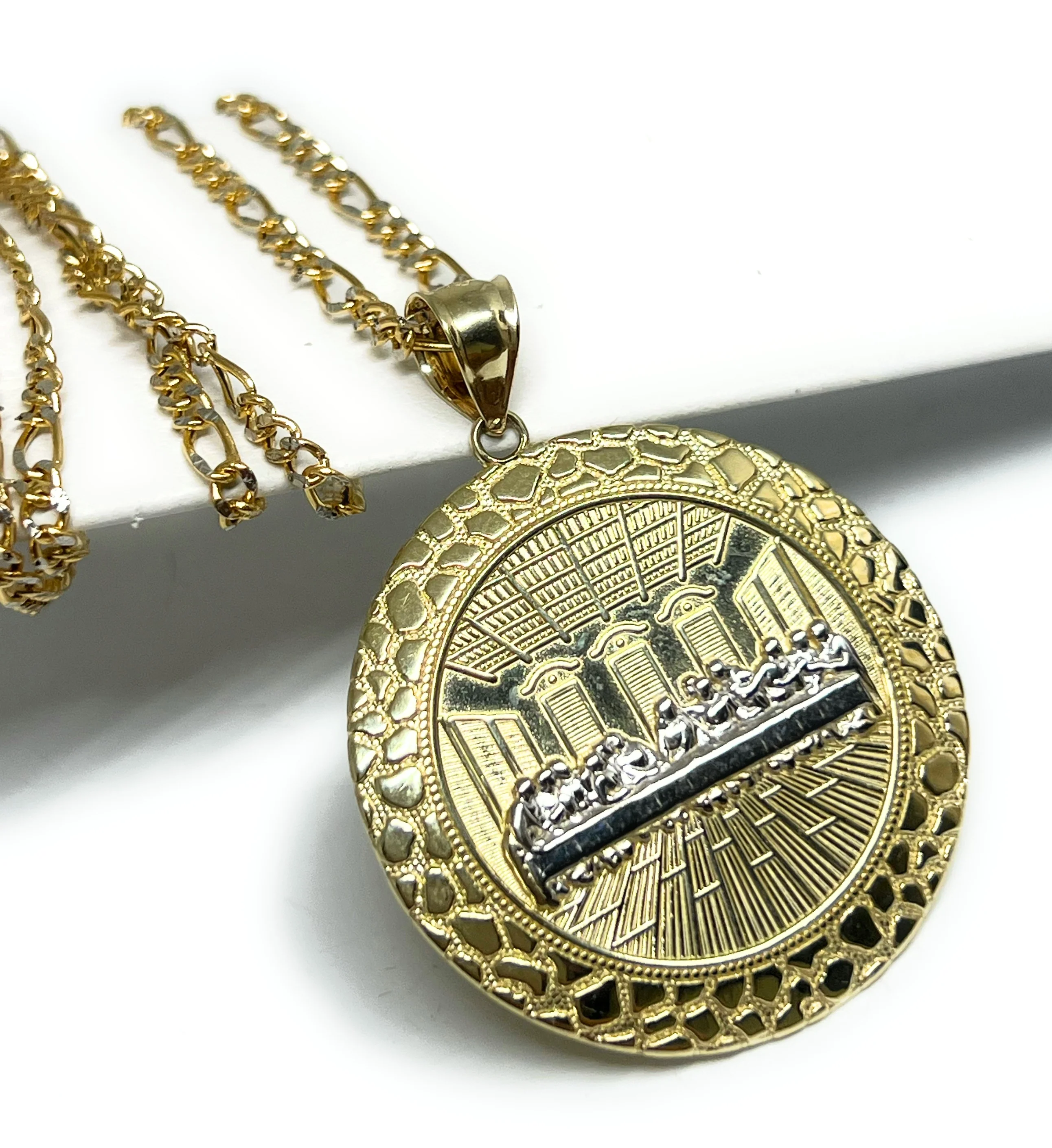 10k Solid Gold Yellow 2-Tone Jesus Last Supper CZ NUGGET BORDER Pendant Necklace - Image 4