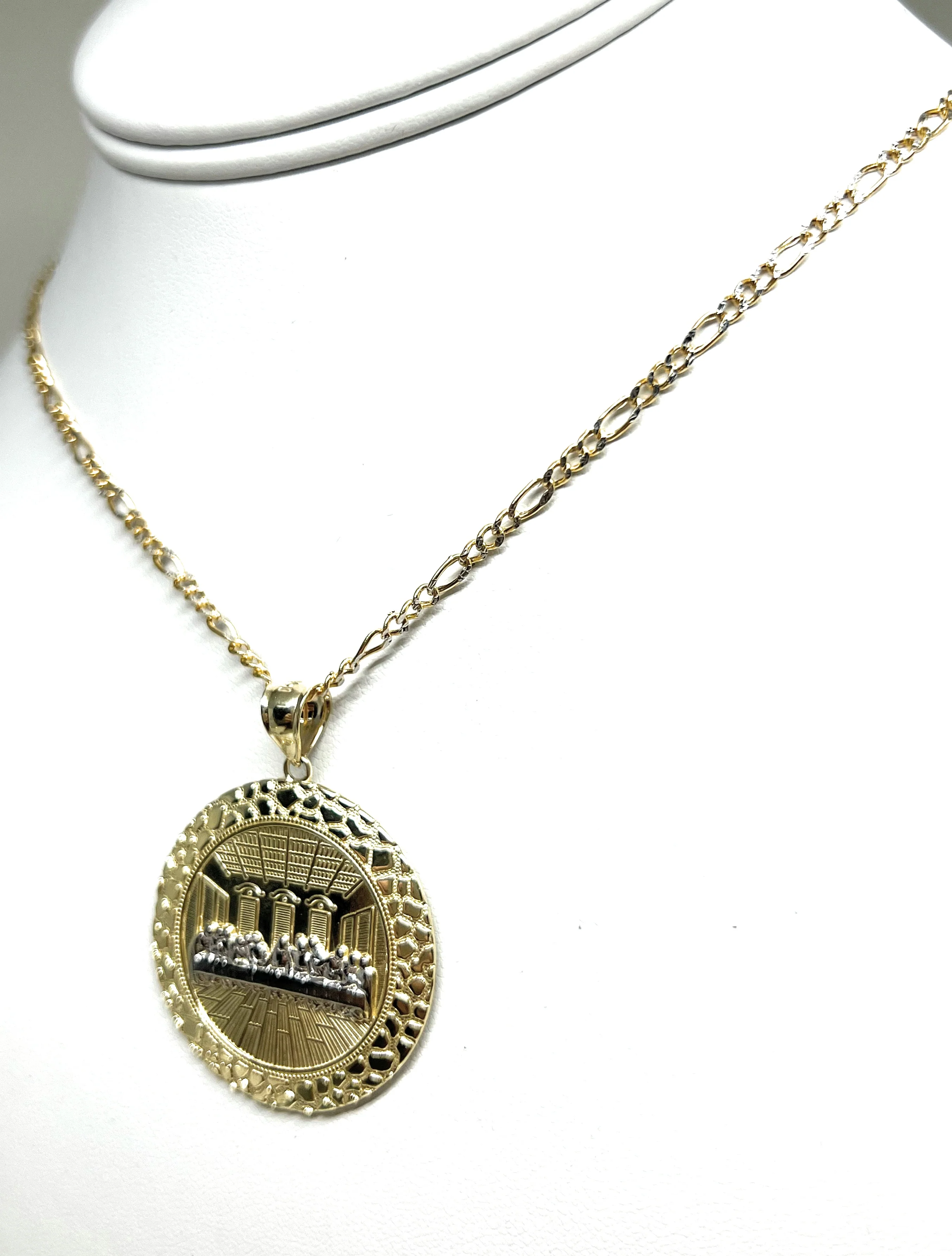 10k Solid Gold Yellow 2-Tone Jesus Last Supper CZ NUGGET BORDER Pendant Necklace - Image 7