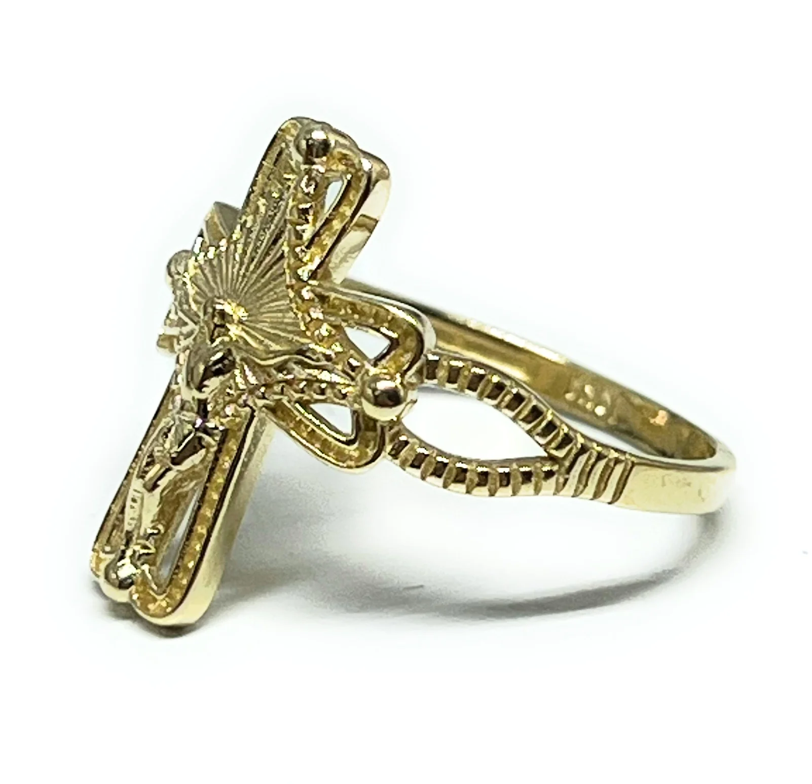 10k Solid Gold Yellow CROSS JESUS CRUCIFIX Ring - Image 2