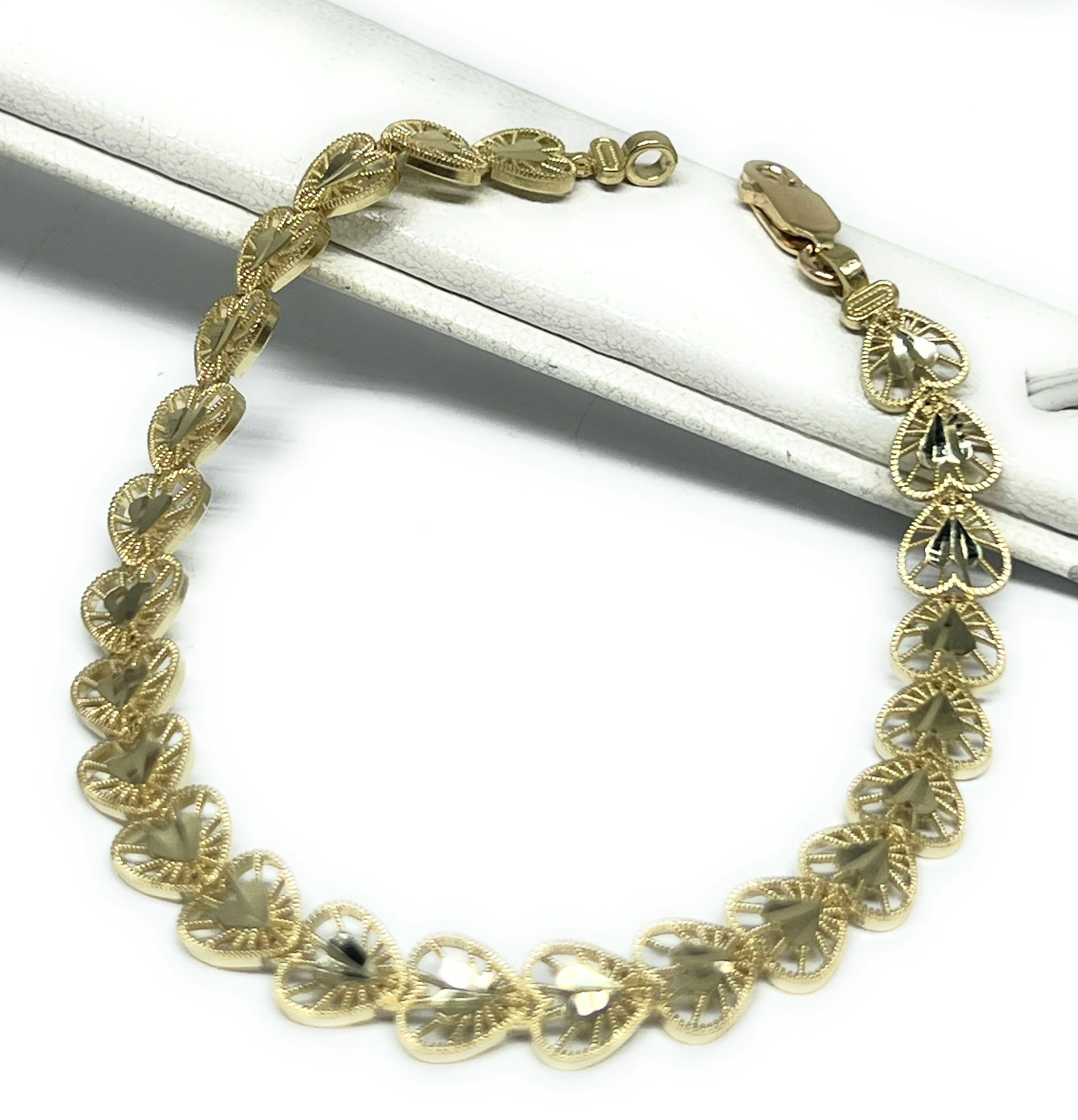 14k Solid Gold Yellow FILIGREE HEARTS 7.5-8 INCH 7MM BRRACELET - Image 4