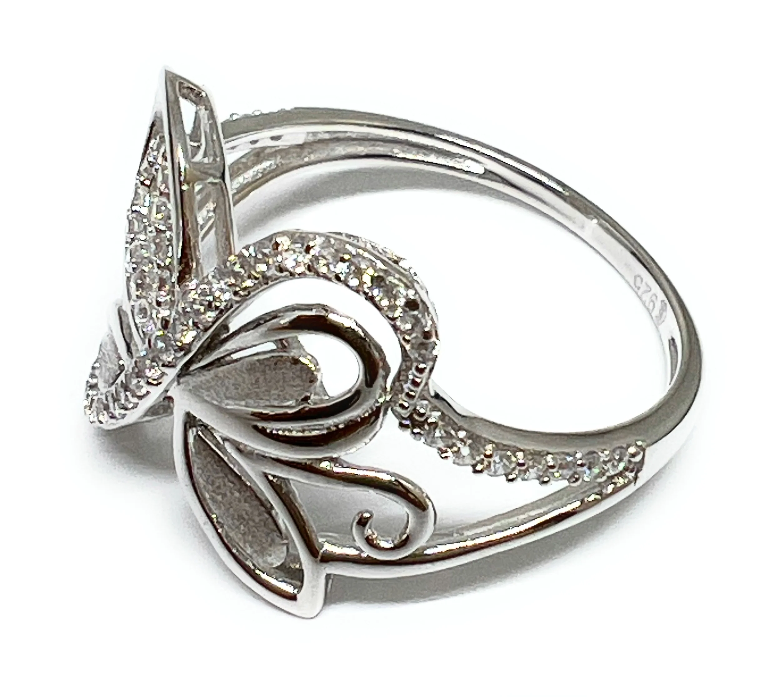 .925 Silver Classic Butterfly CZ Ring - Image 2