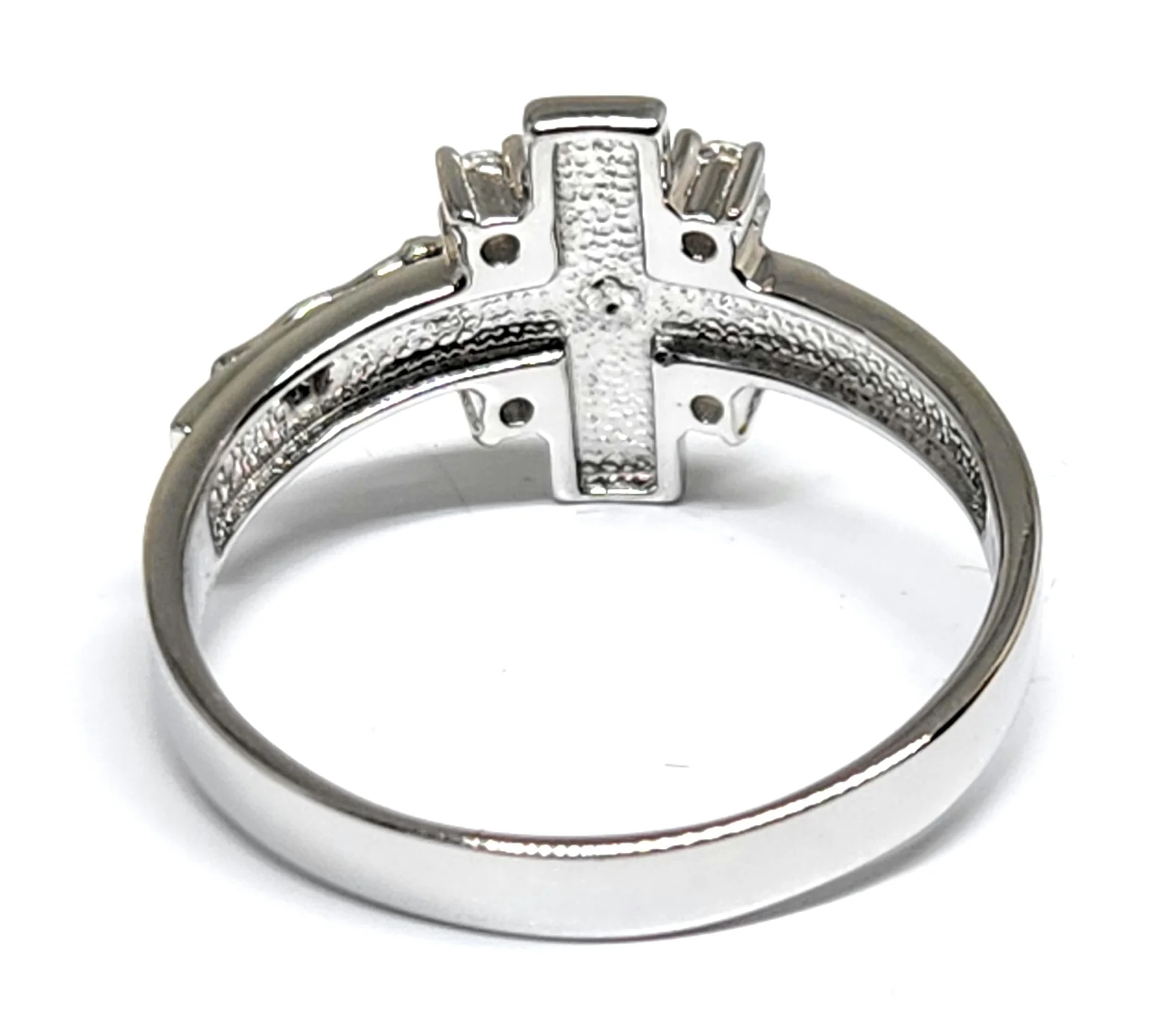.925 Silver Cross CRUCIFIX JESUS CZ Ring - Image 5