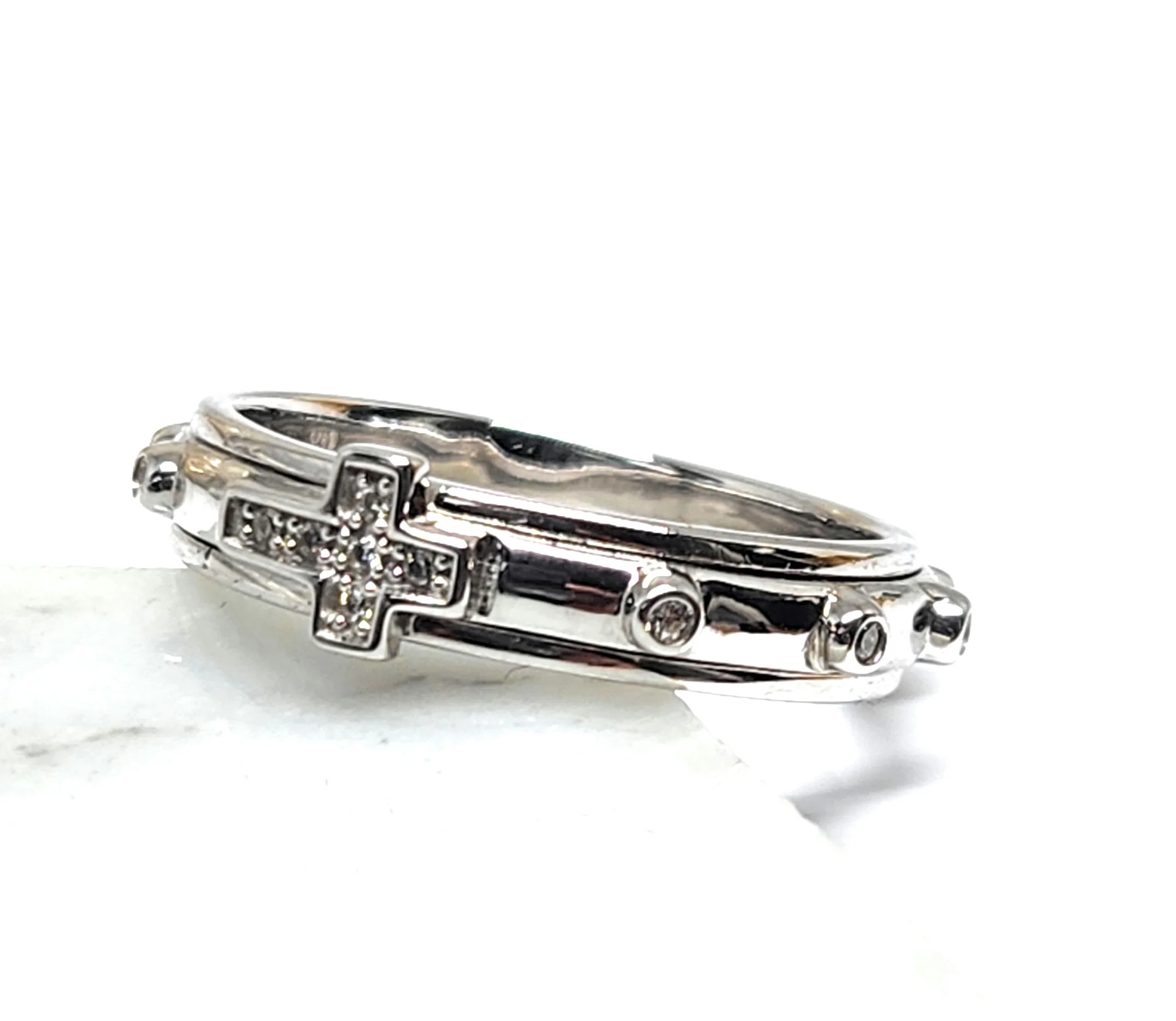 .925 Silver Cross SPINNING CZ Ring - Image 2