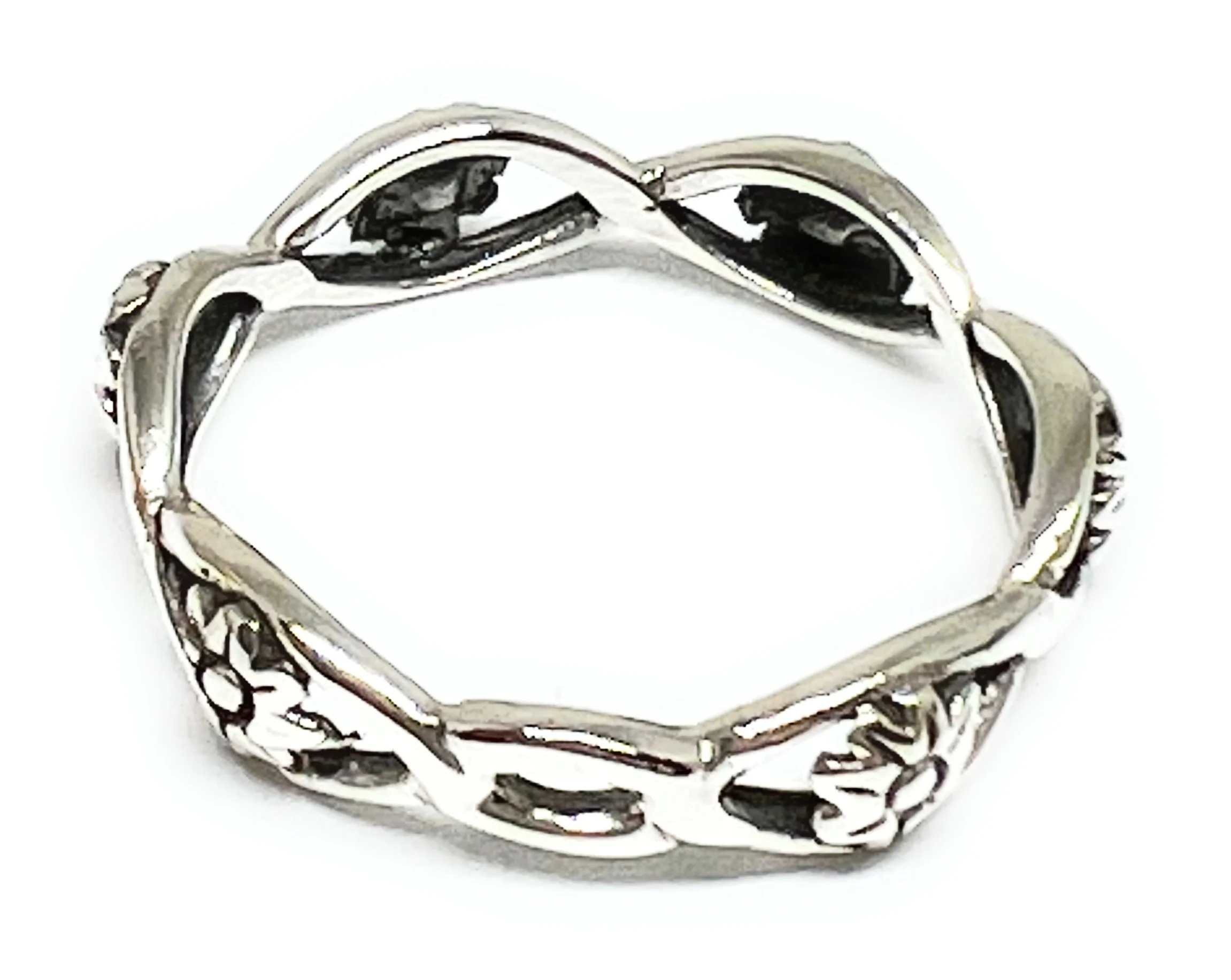 .925 Silver Flower Band Ring - Image 2