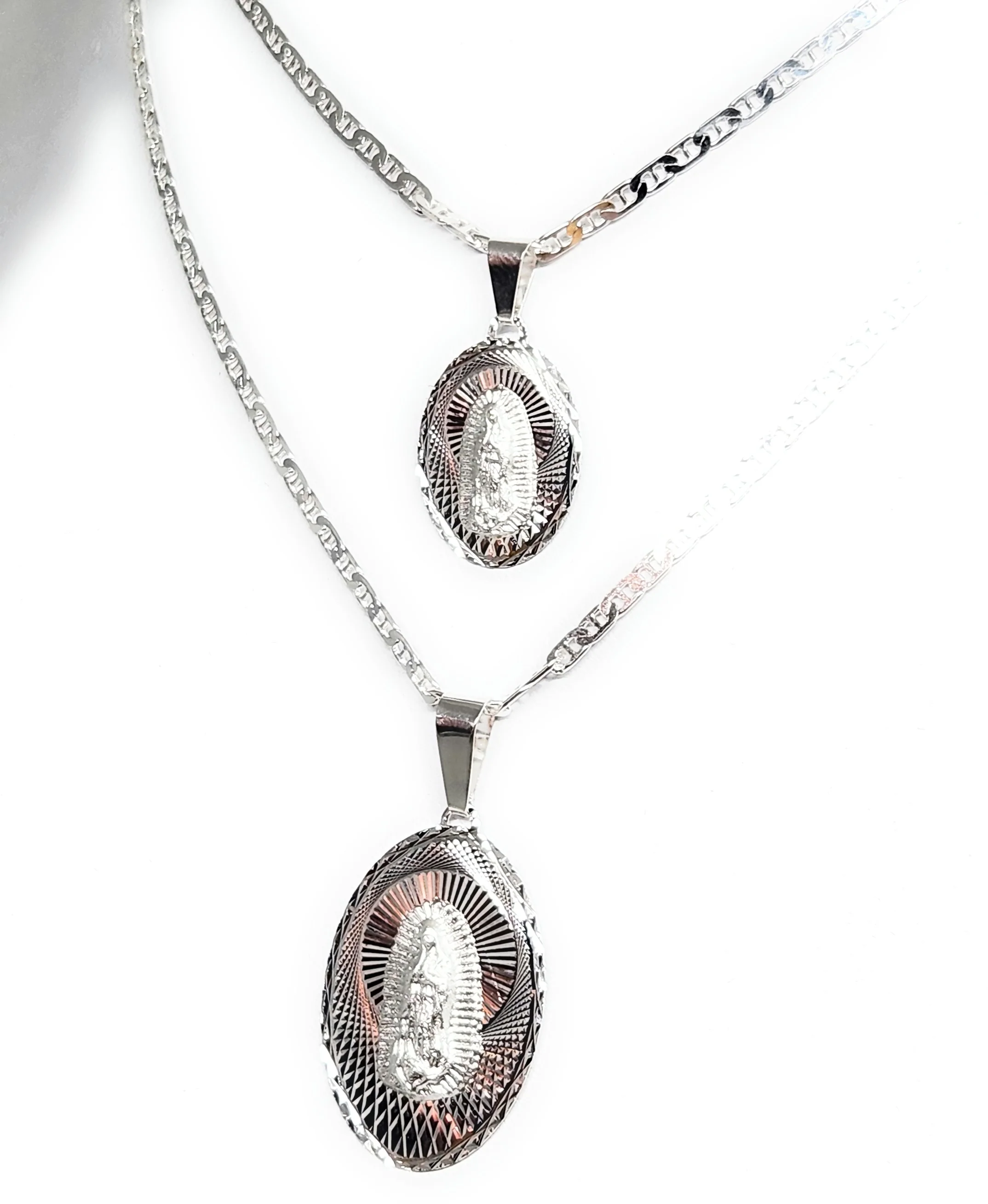 .925 Silver Virrgin Marry Laser Cut OVAL Pendant Necklace (MED,LG) - Image 4