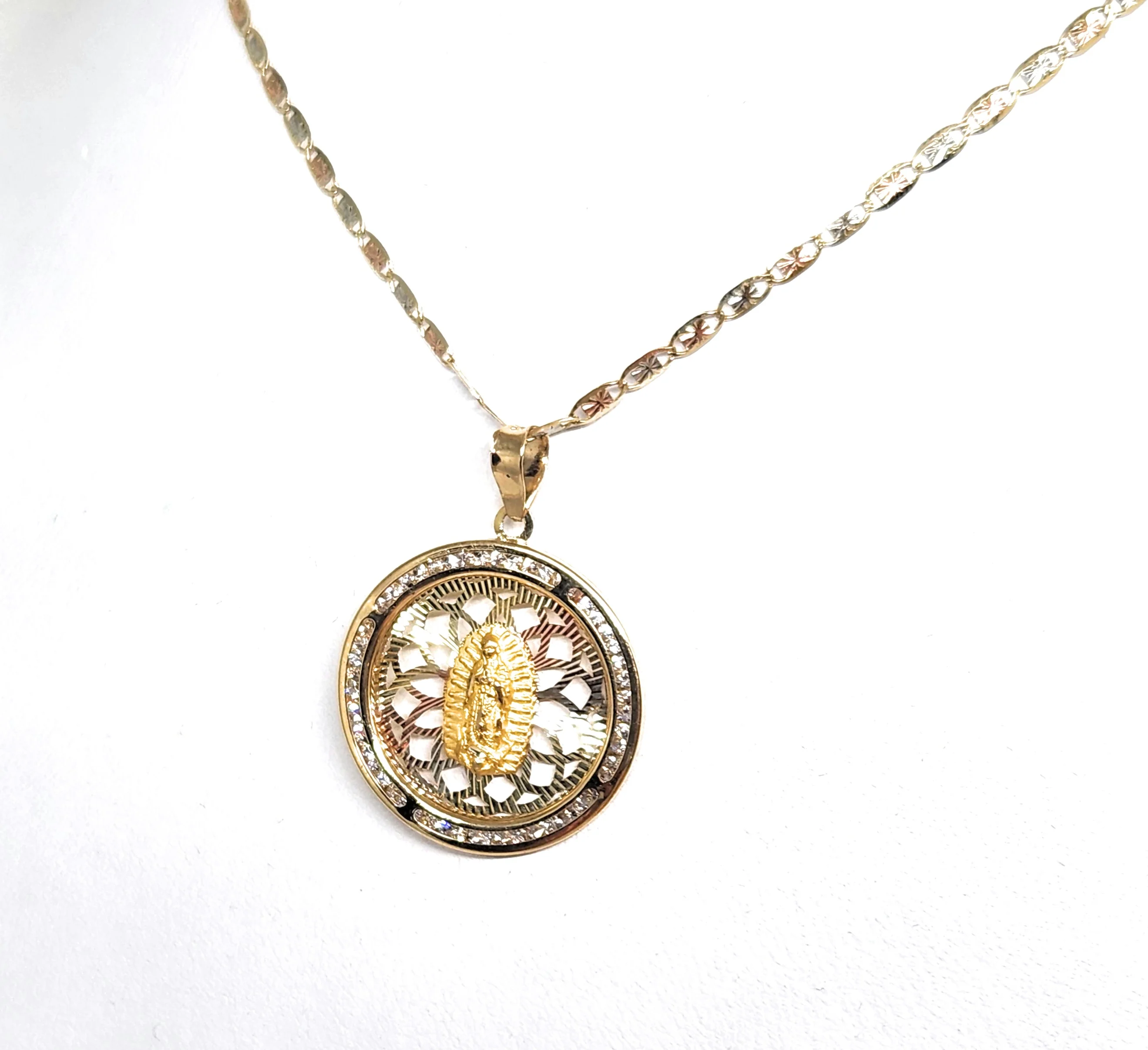 10k Solid Gold Virrgin Mary CZ Pendant Necklace  Virrgen Gaudalupe  (MADE IN MX) - Image 4