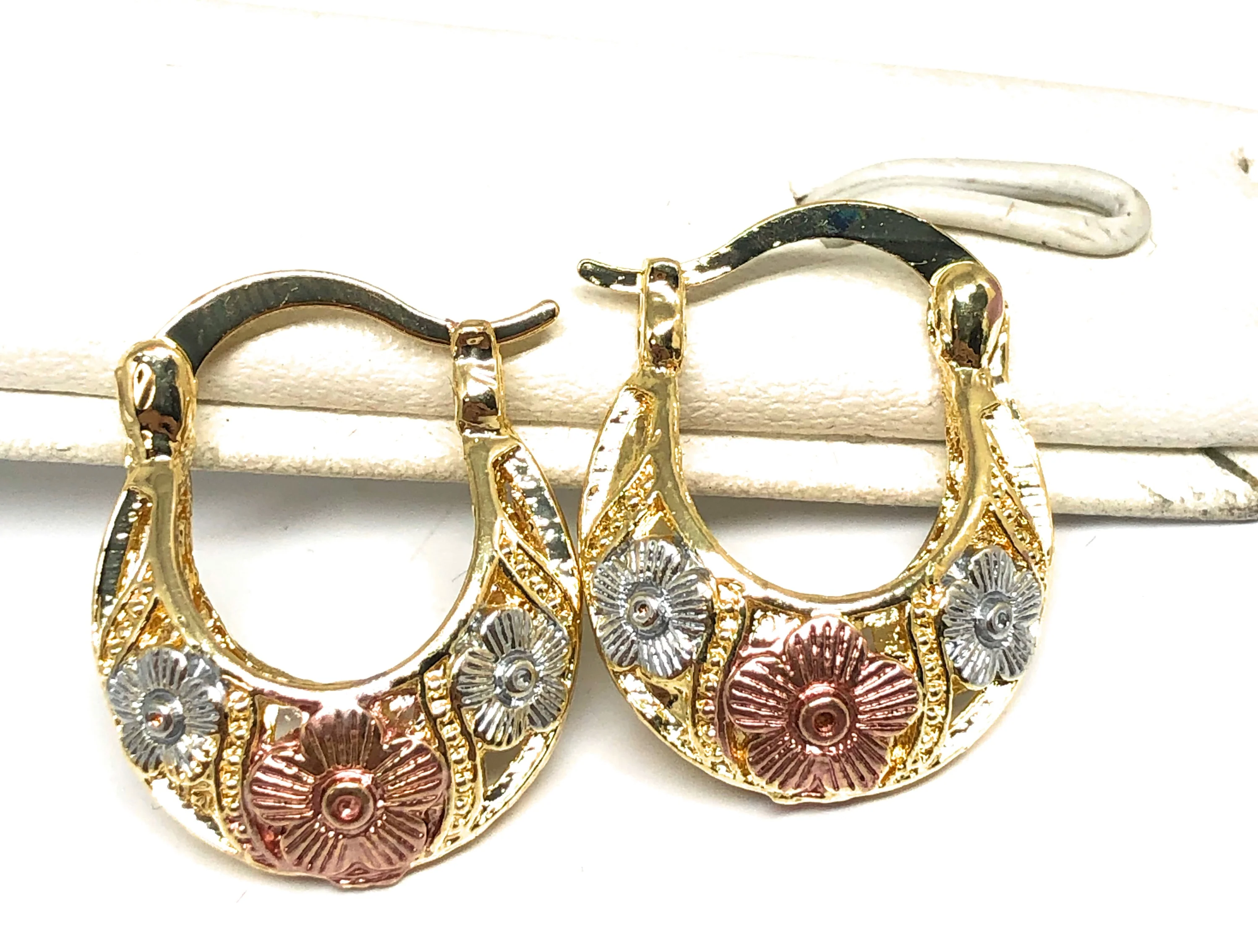 Gold Plated Tri-Color Kids Basket Earrings Aretes Canasta Tres Colores Para Ninos